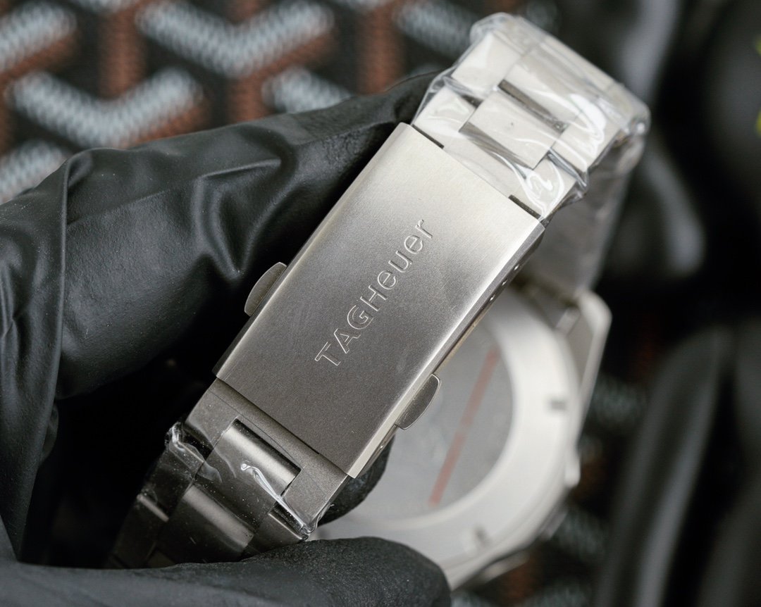 AQUARACER 300M 43MM BAMFORD STEEL CASE