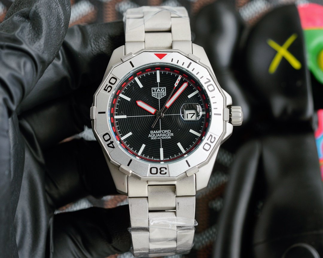 AQUARACER 300M 43MM BAMFORD STEEL CASE