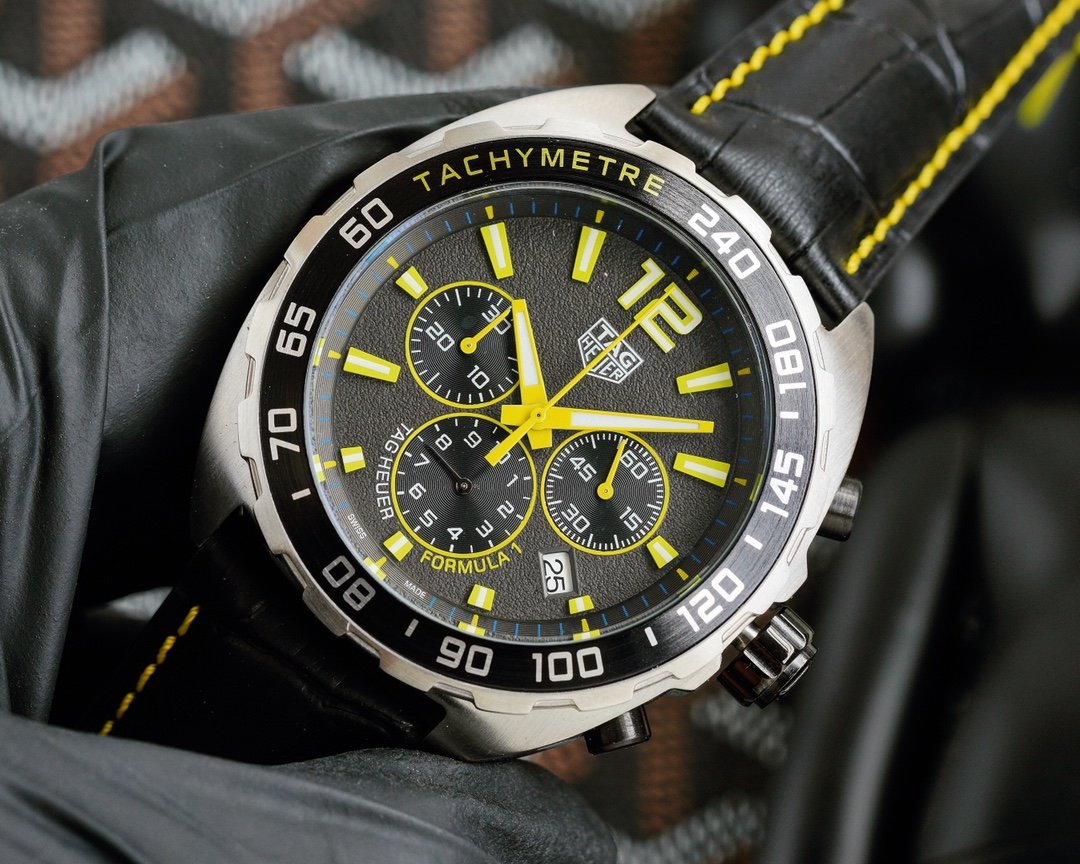 FORMULA 1 QUARTZ CHRONOGRAPH 41MM STEEL CASE LEATHER