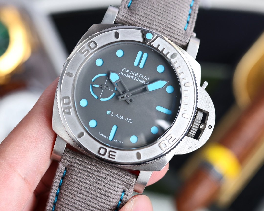 LUMINOR SUBMERSIBLE 44MM PAM01225