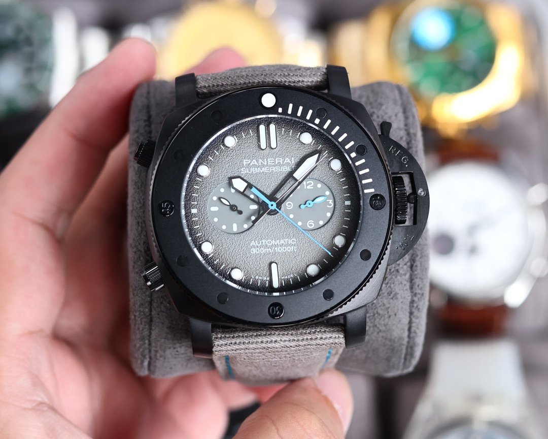 LUMINOR SUBMERSIBLE 47MM BLACK CASE TEXTILE