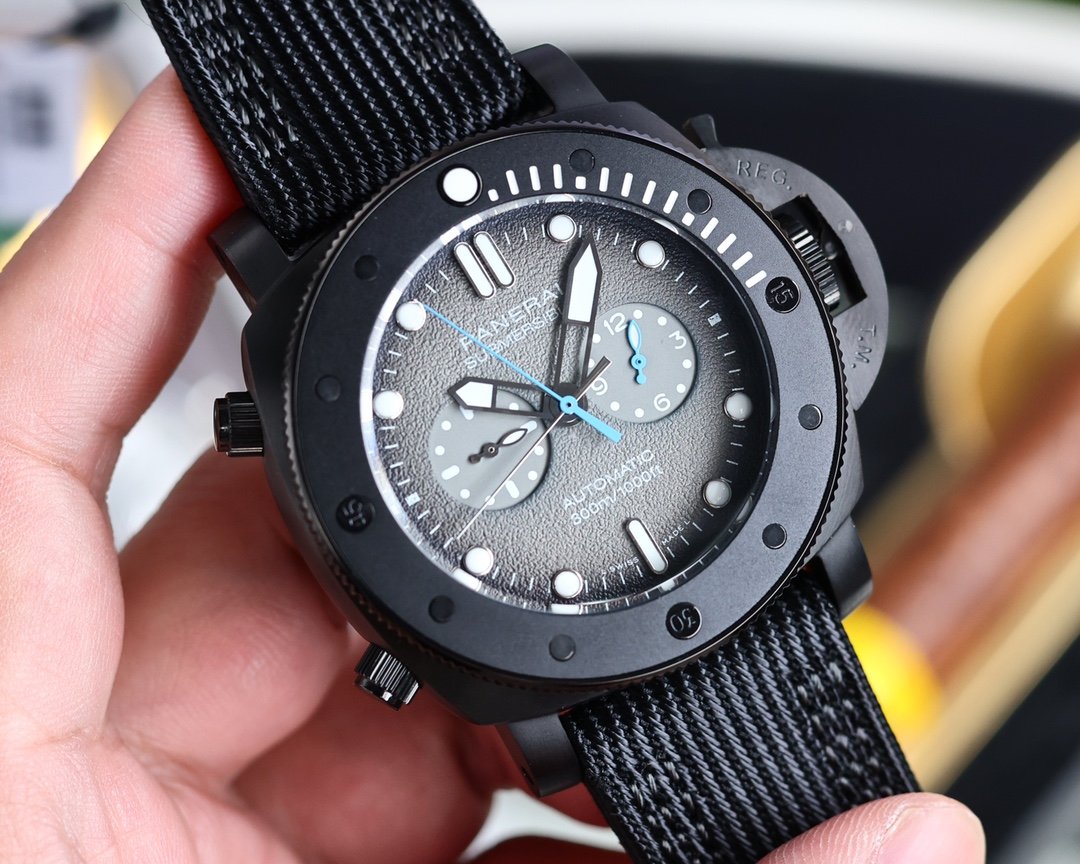 LUMINOR SUBMERSIBLE 47MM BLACK CASE TEXTILE