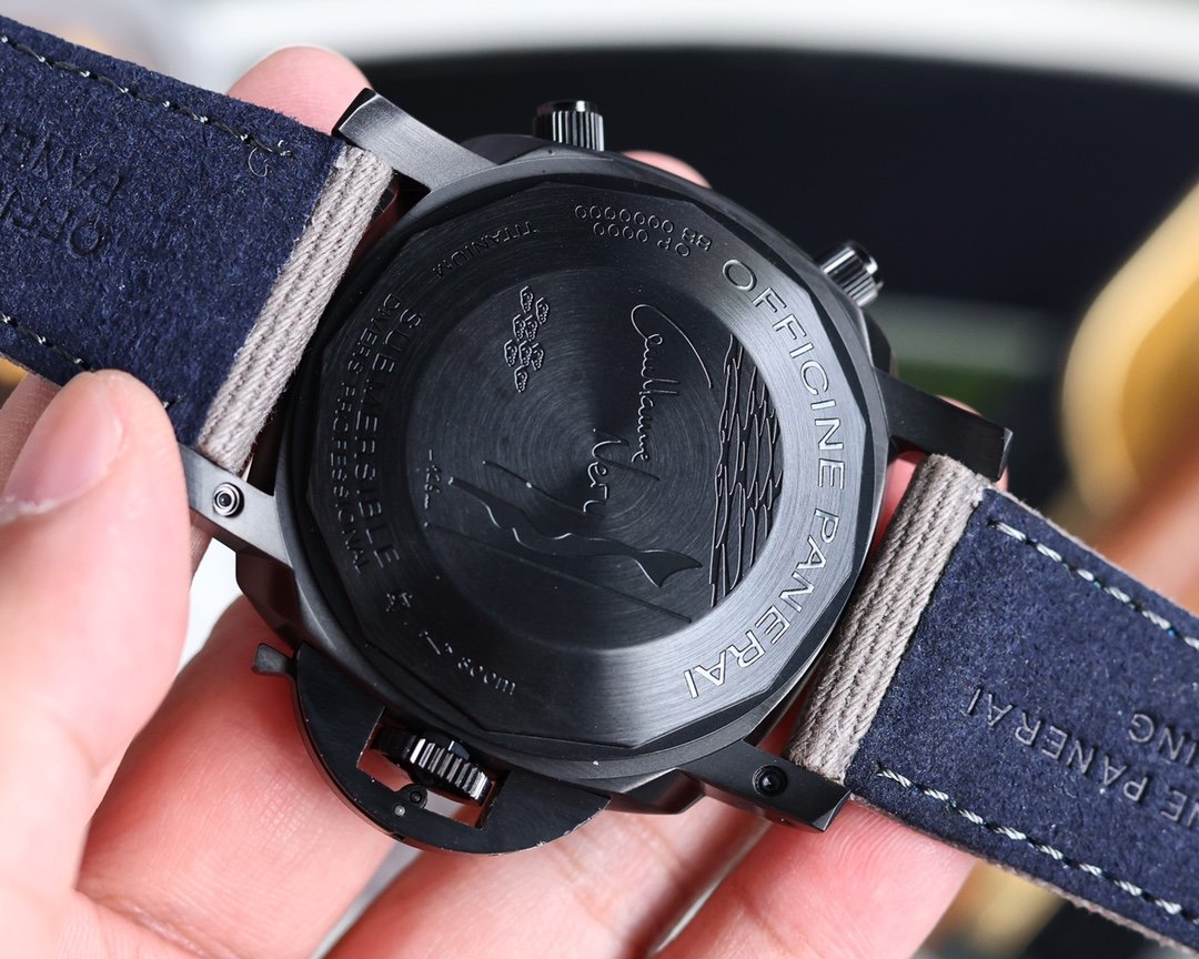 LUMINOR SUBMERSIBLE 47MM BLACK CASE TEXTILE