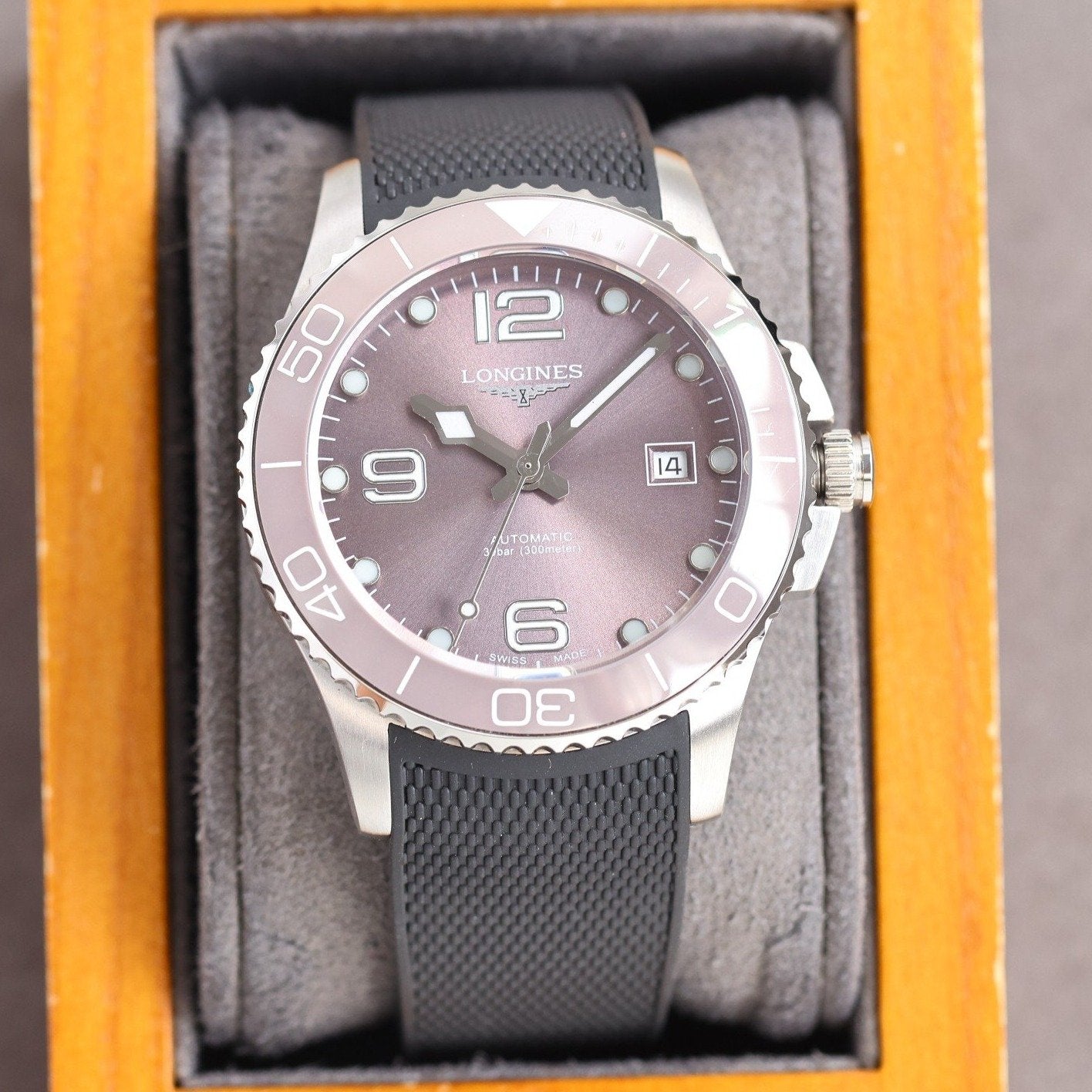 HYDRO CONQUEST CERAMIC RUBBER STRAP