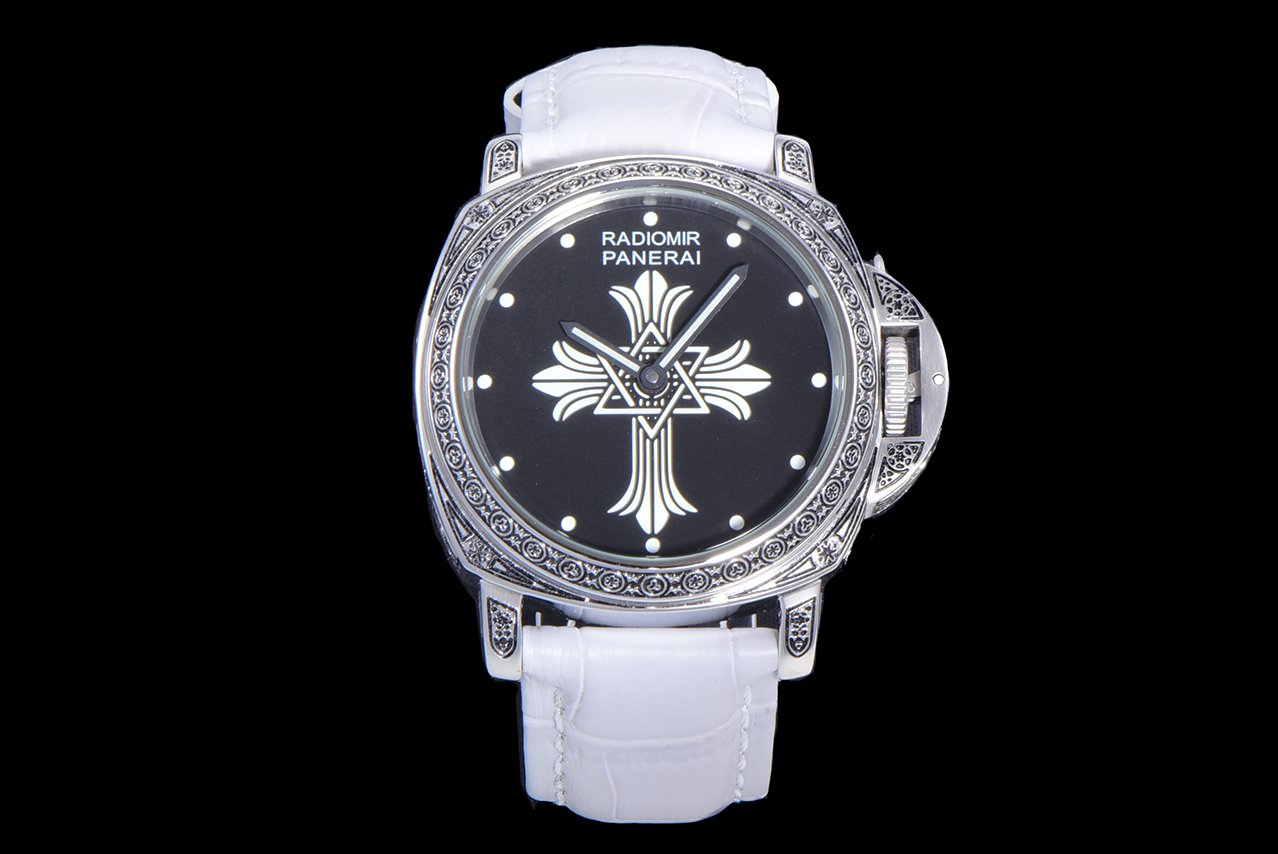 LUMINOR RADIOMIR 44 HAND ENGRAVED WHITE LEATHER