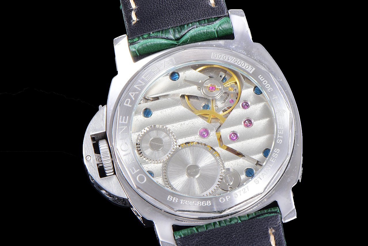 LUMINOR RADIOMIR 44 HAND ENGRAVED GREEN LEATHER