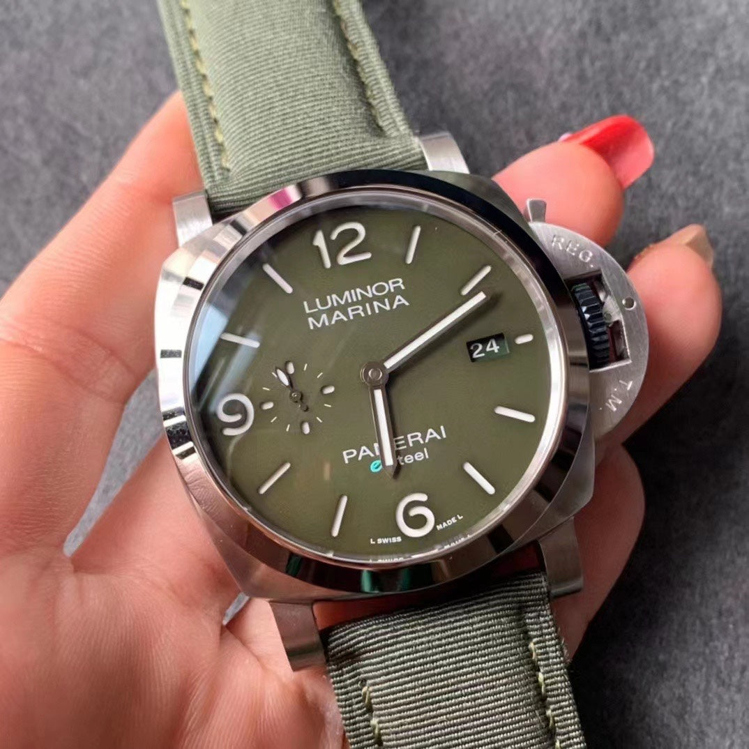 LUMINOR MARINA 44MM STEEL CASE NAVY GREEN DIAL