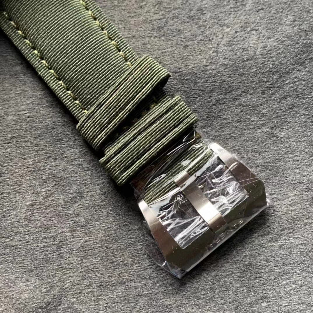 LUMINOR MARINA 44MM STEEL CASE NAVY GREEN DIAL