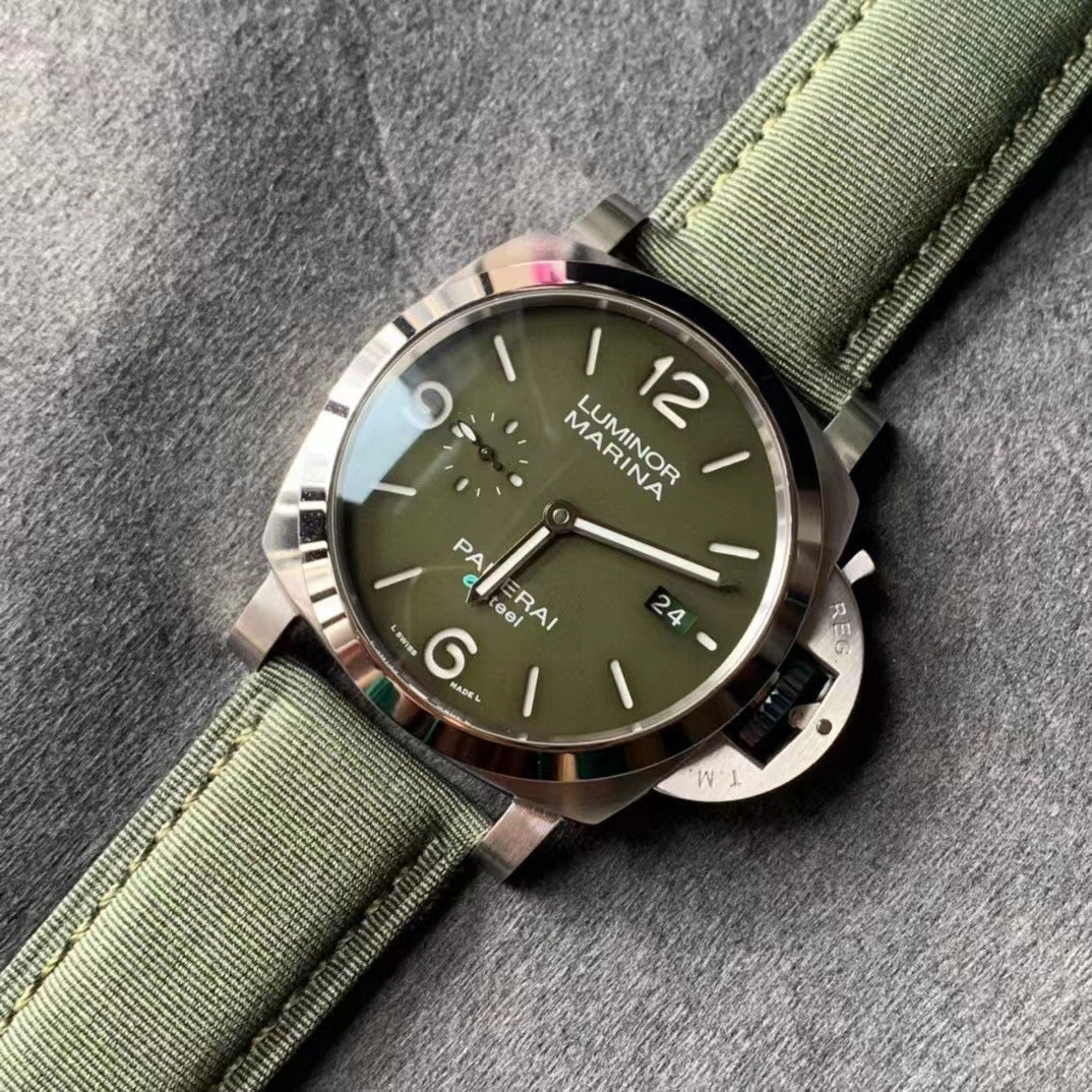 LUMINOR MARINA 44MM STEEL CASE NAVY GREEN DIAL