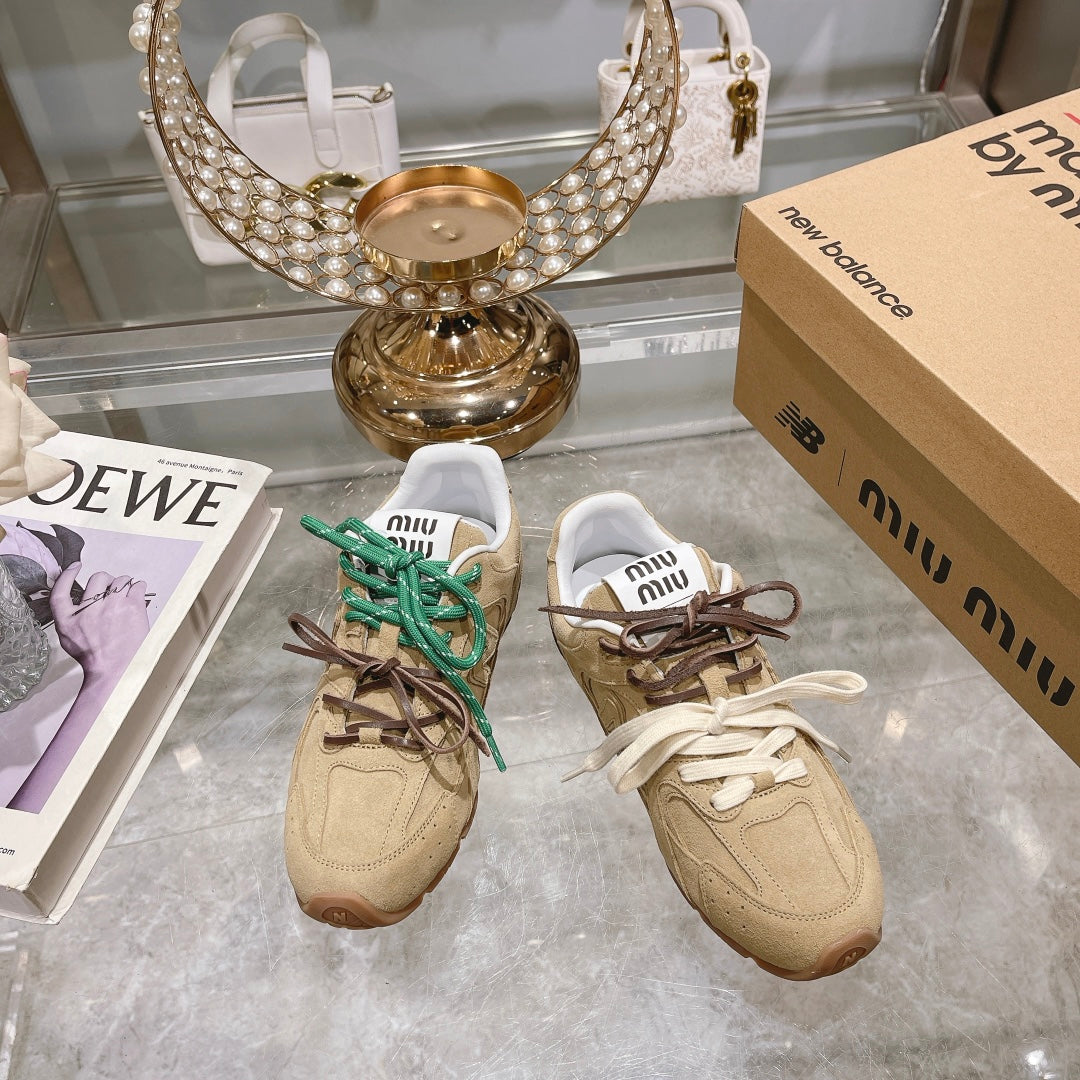 miu sneaker balance 530 light beige suede