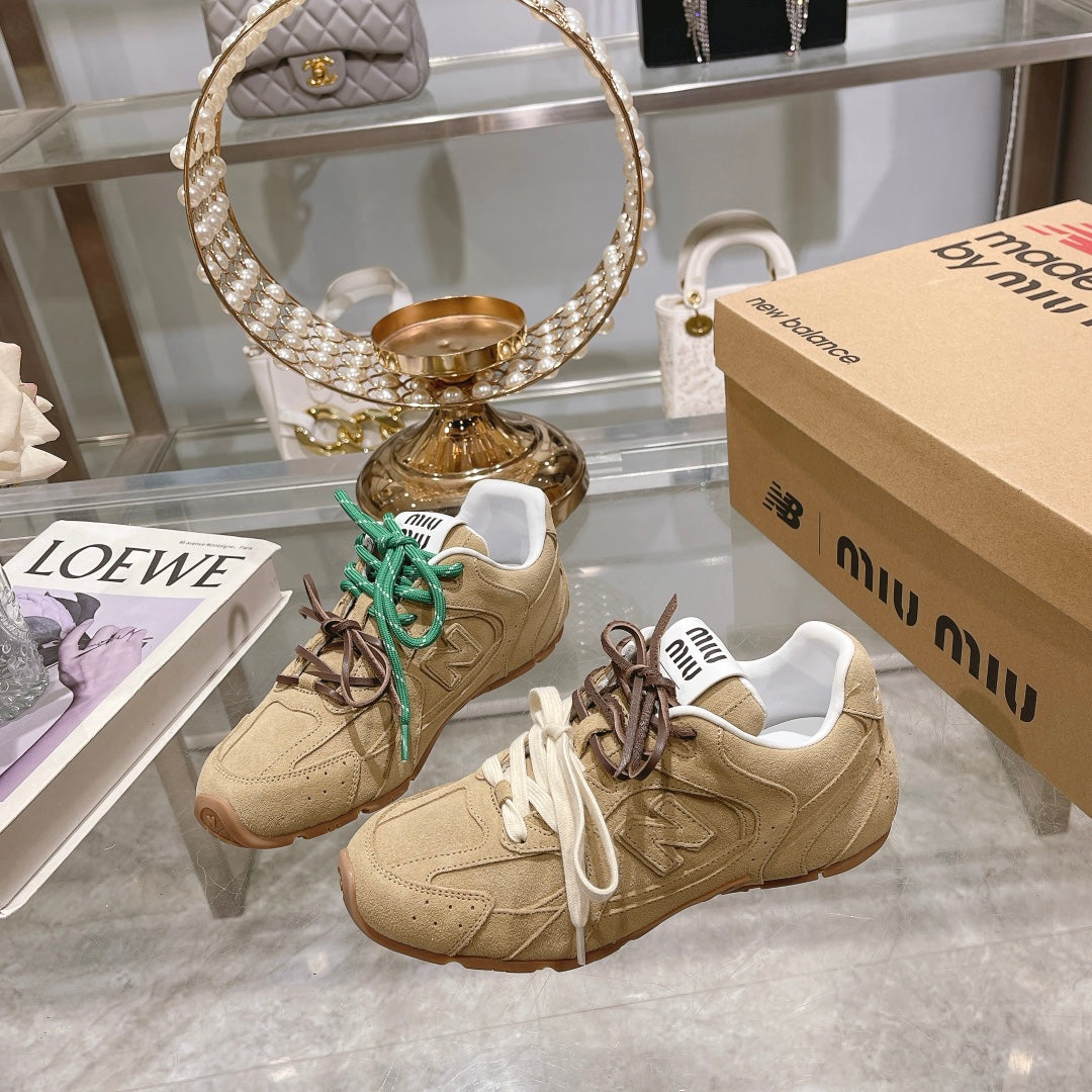 miu sneaker balance 530 light beige suede