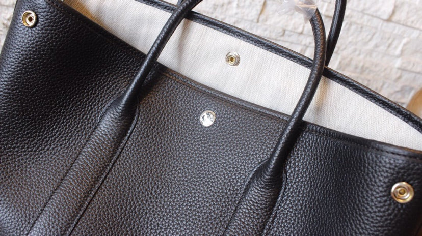 HM GARDEN PARTY 30 BLACK CALFSKIN