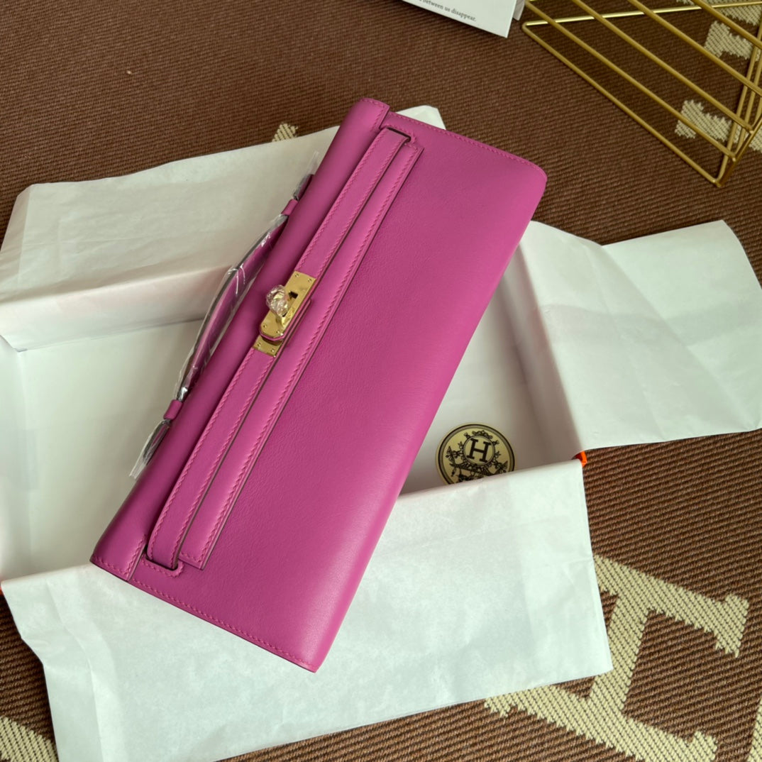 HM Kelly Cut 31cm Fuchsia Swift Leather Ghw