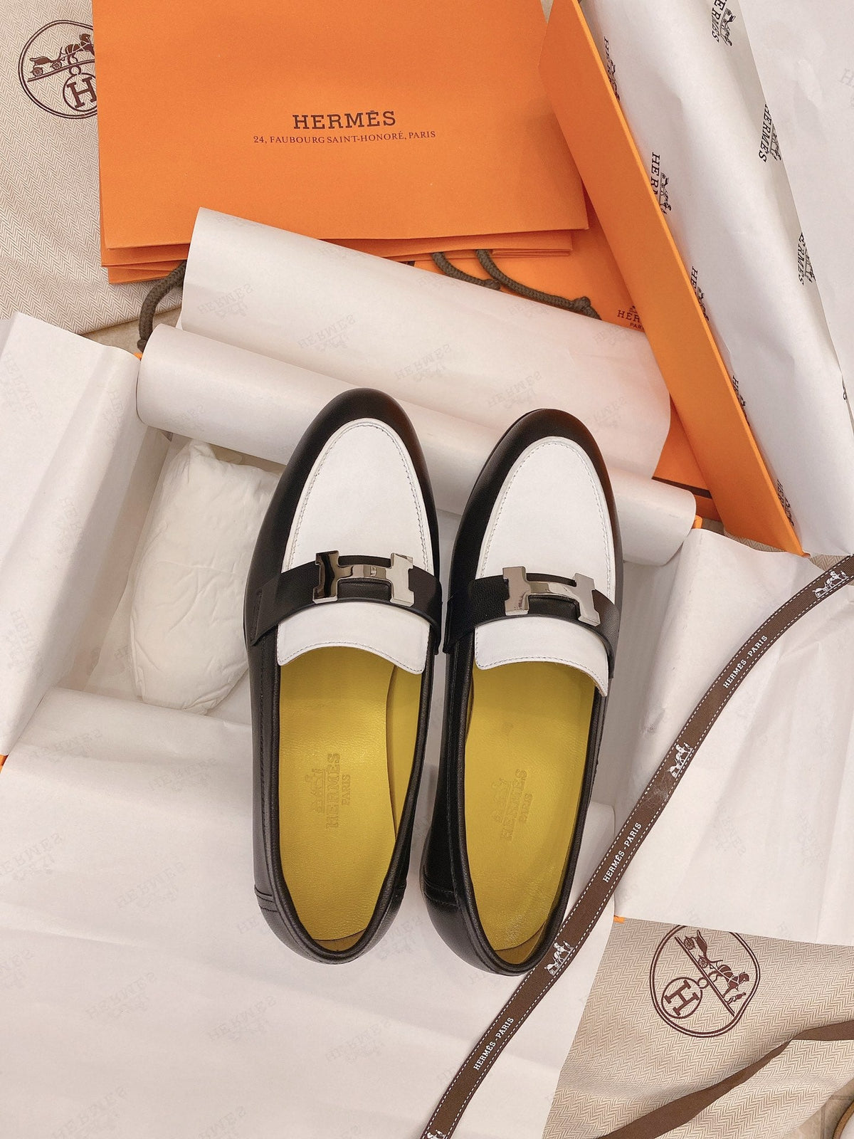 HM Paris Loafer Black White Goat Leather 348034