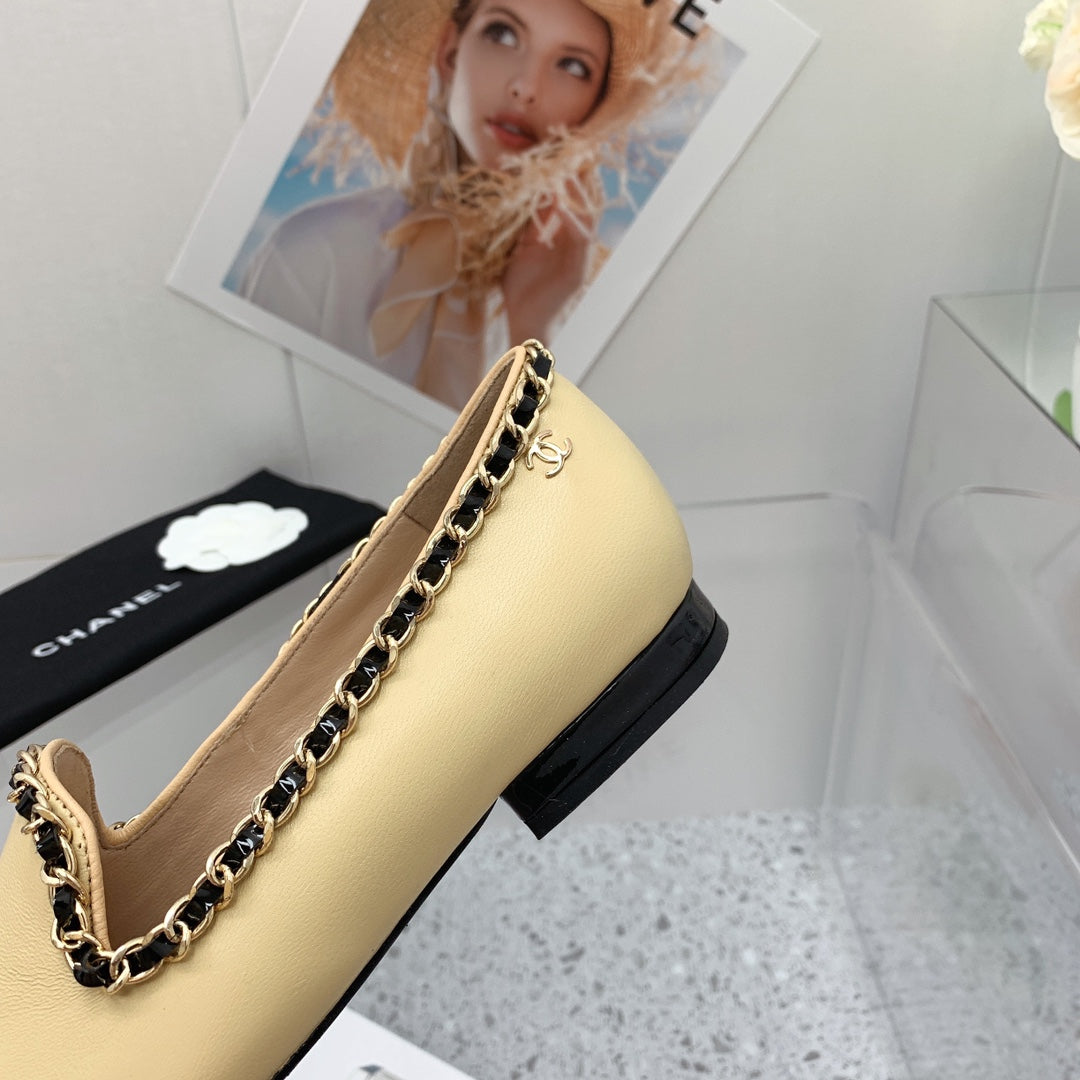 Chanel 2026 Chain Trim Loafers Sheepskin 162112