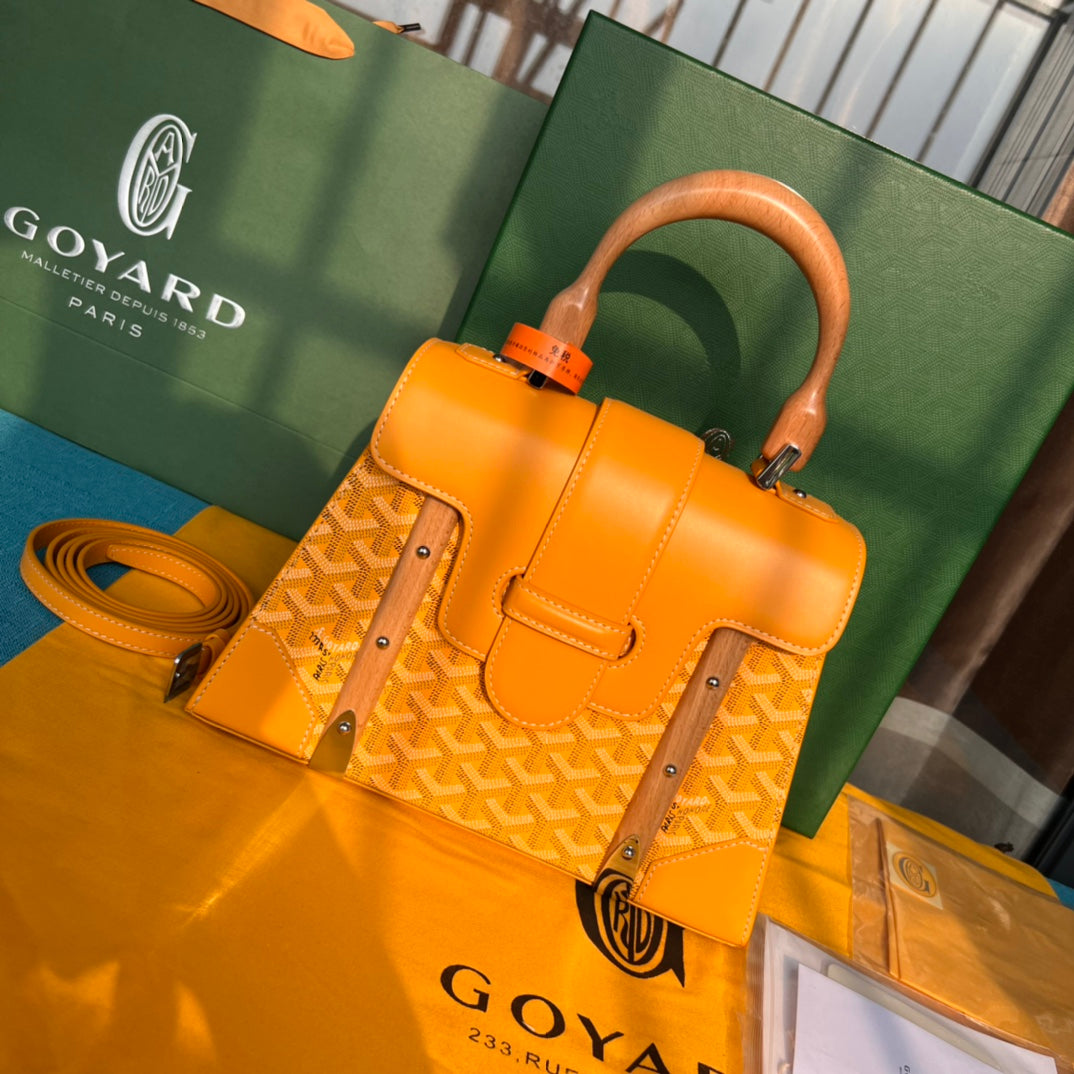 SAÃGON PM BAG 28 IN YELLOW GOYARDINE CANVAS AND CALFSKIN