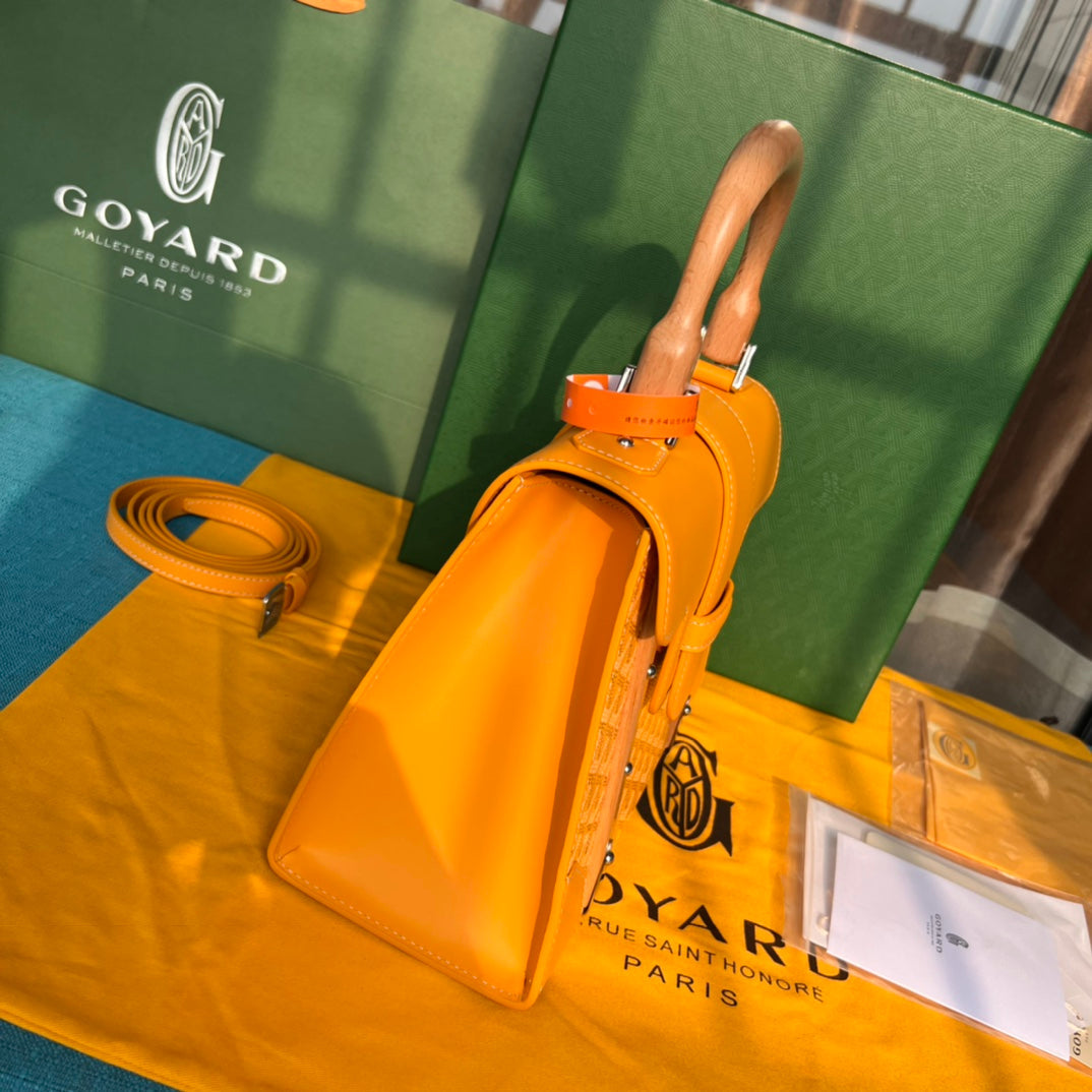SAÃGON PM BAG 28 IN YELLOW GOYARDINE CANVAS AND CALFSKIN