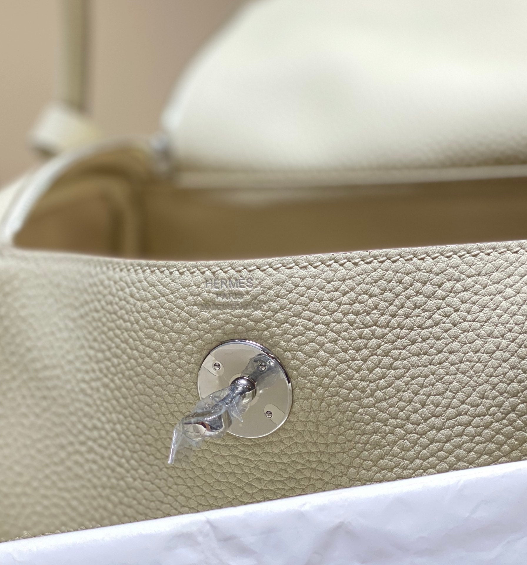 HM LINDY 30 BAG WHITE TAURILLON CLEMENCE LEATHER