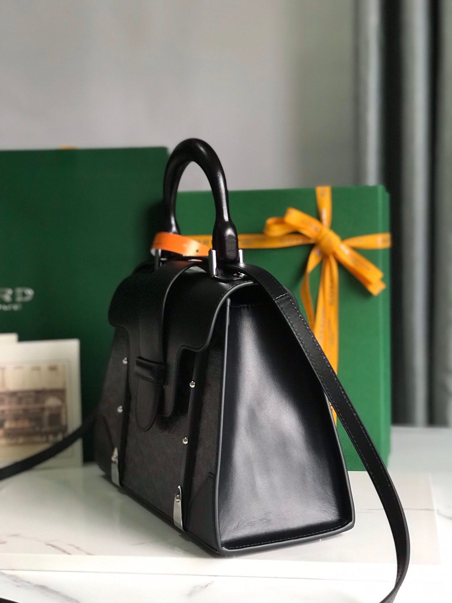 SAÃGON PM BAG 28 IN BLACK GOYARDINE CANVAS AND CALFSKIN