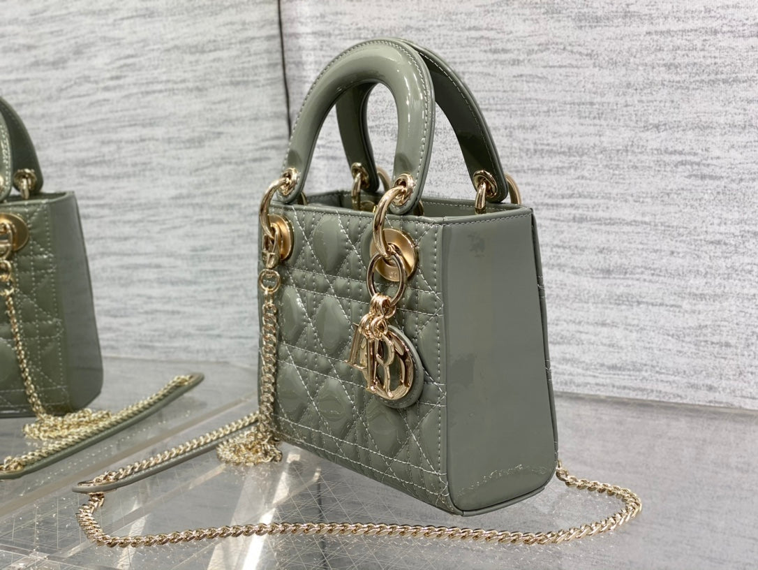 mini lady 17 rock gray patent calfskin
