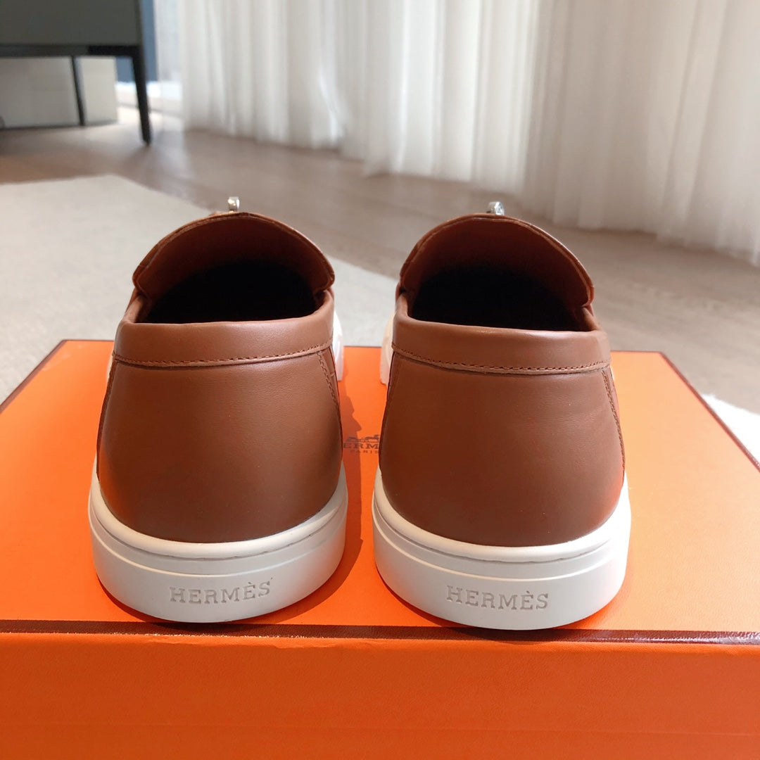 HM GAME SLIP-ON CROCODILE MOTIF SNEAKER FIRE CALFSKIN