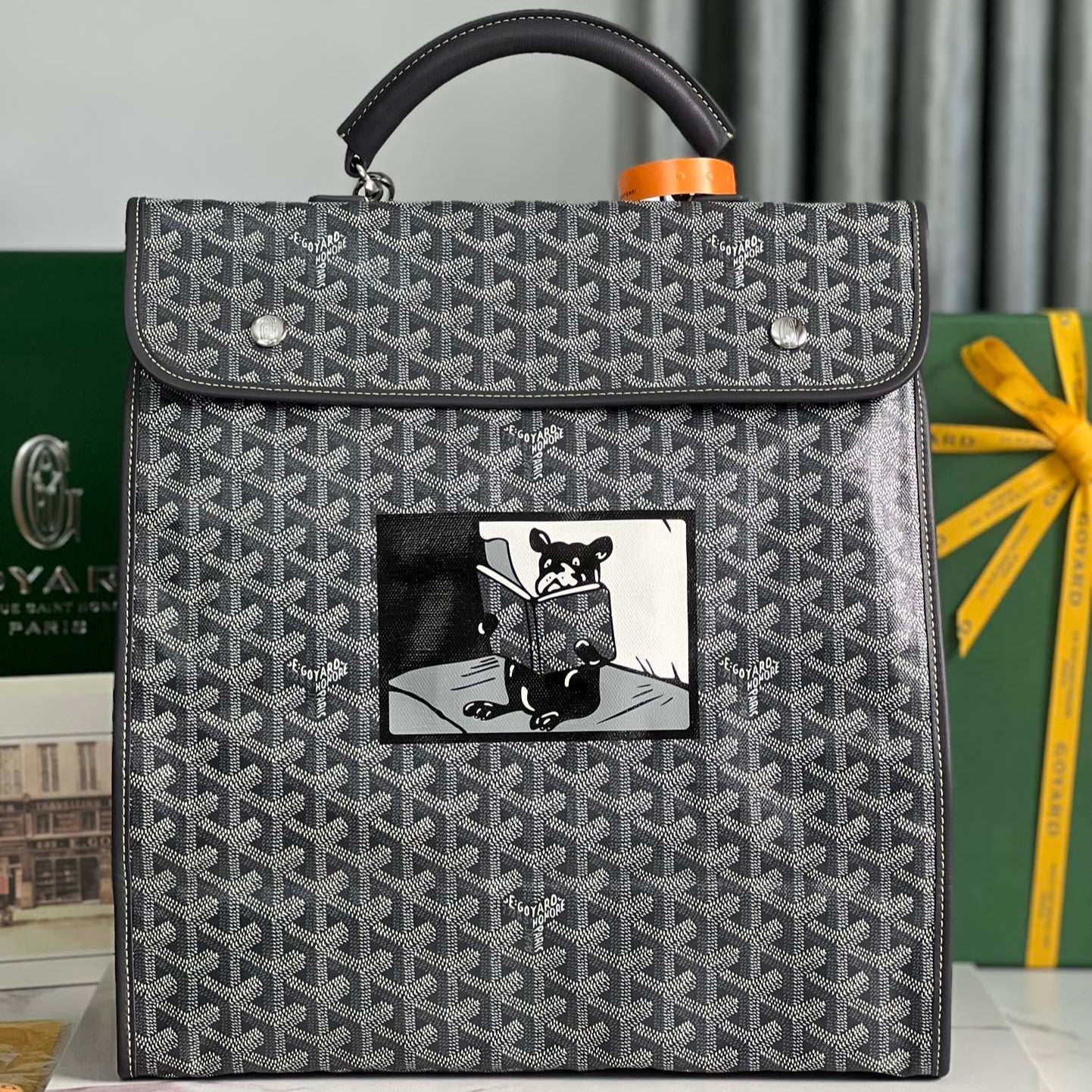 SAINT LÃ‰GER BACKPACK 35 IN BLACK GOYARDINE CANVAS AND CALFSKIN WITH CARTOON PATCH