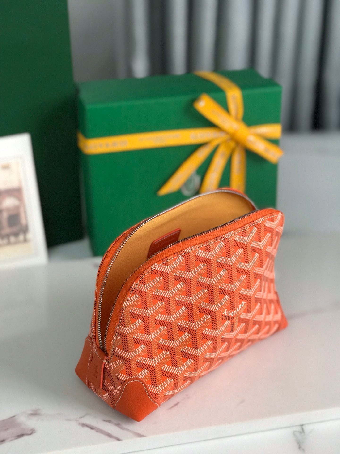 VENDÃ”ME COSMETIC POUCH 17 IN ORANGE GOYARDINE CANVAS AND CALFSKIN TRIM