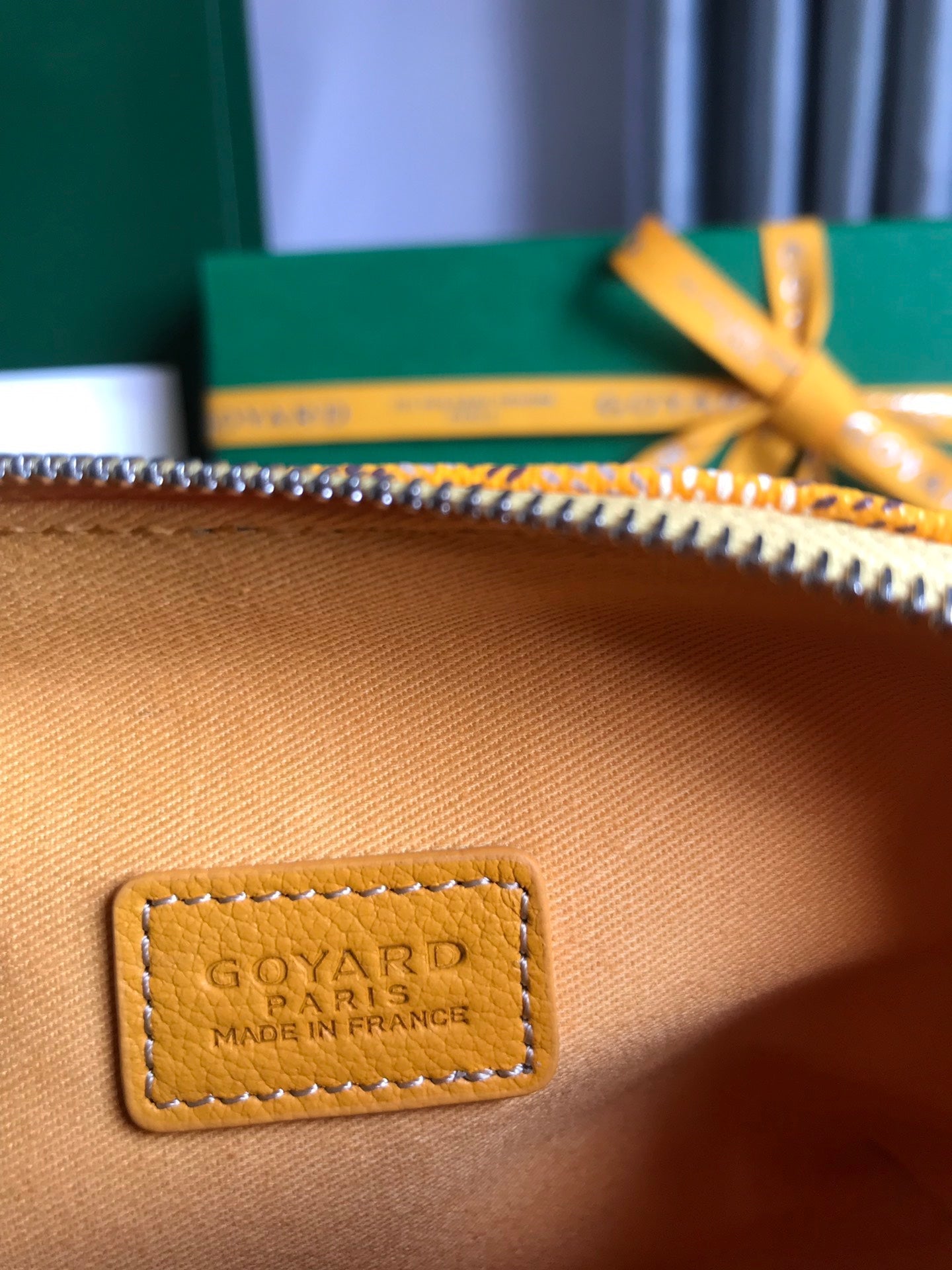 VENDÃ”ME COSMETIC POUCH 17 IN YELLOW GOYARDINE CANVAS AND CALFSKIN TRIM