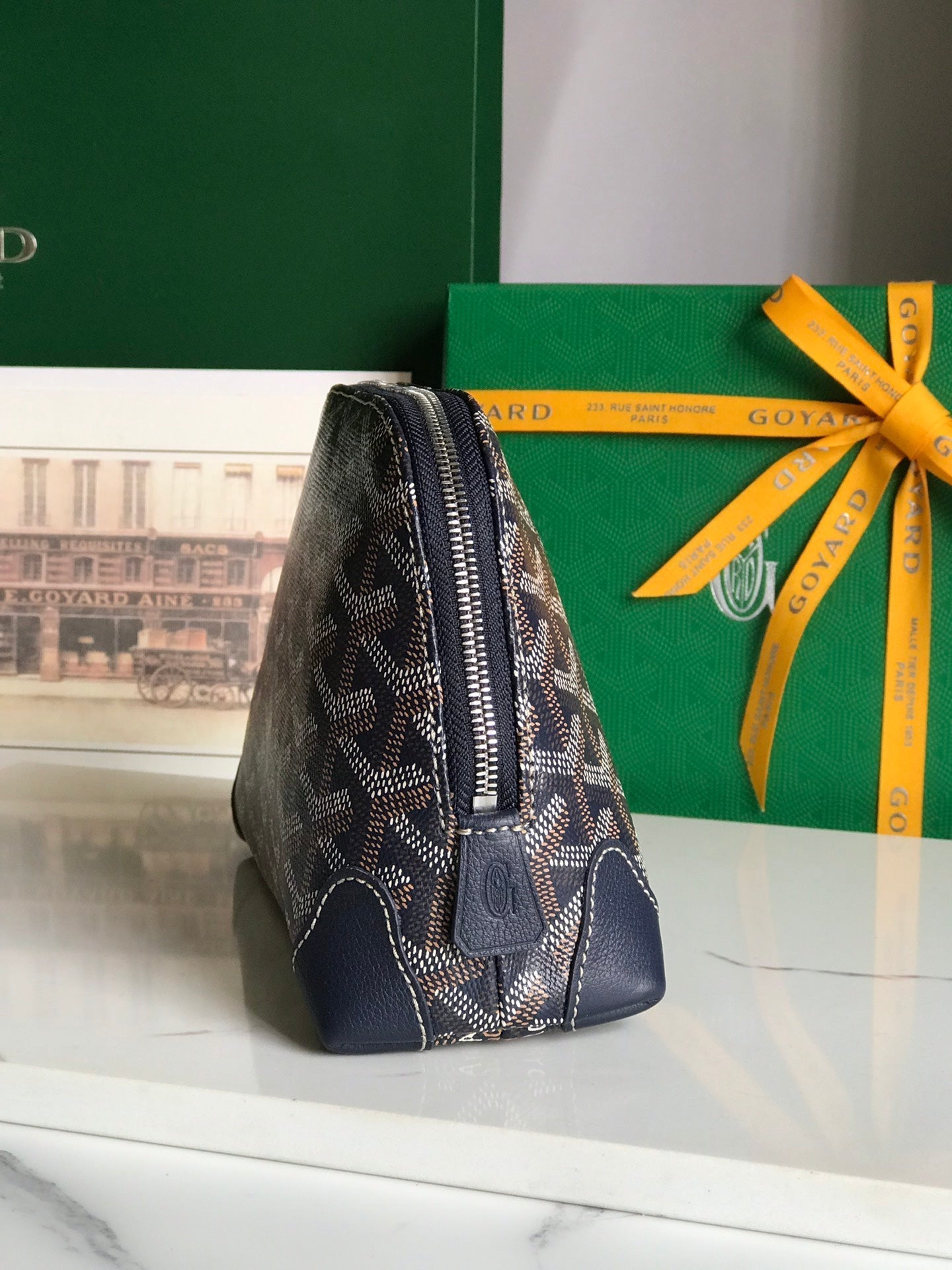 VENDÃ”ME COSMETIC POUCH 17 IN NAVY BLUE GOYARDINE CANVAS AND CALFSKIN TRIM