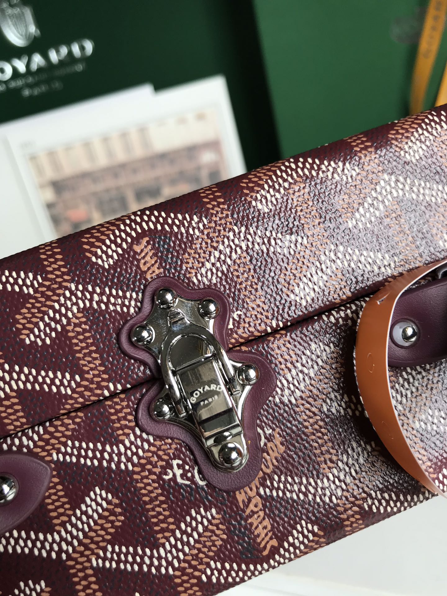 GRAND HÃ”TEL TRUNK BAG 24 IN BURGUNDY RED GOYARDINE CANVAS AND CALFSKIN