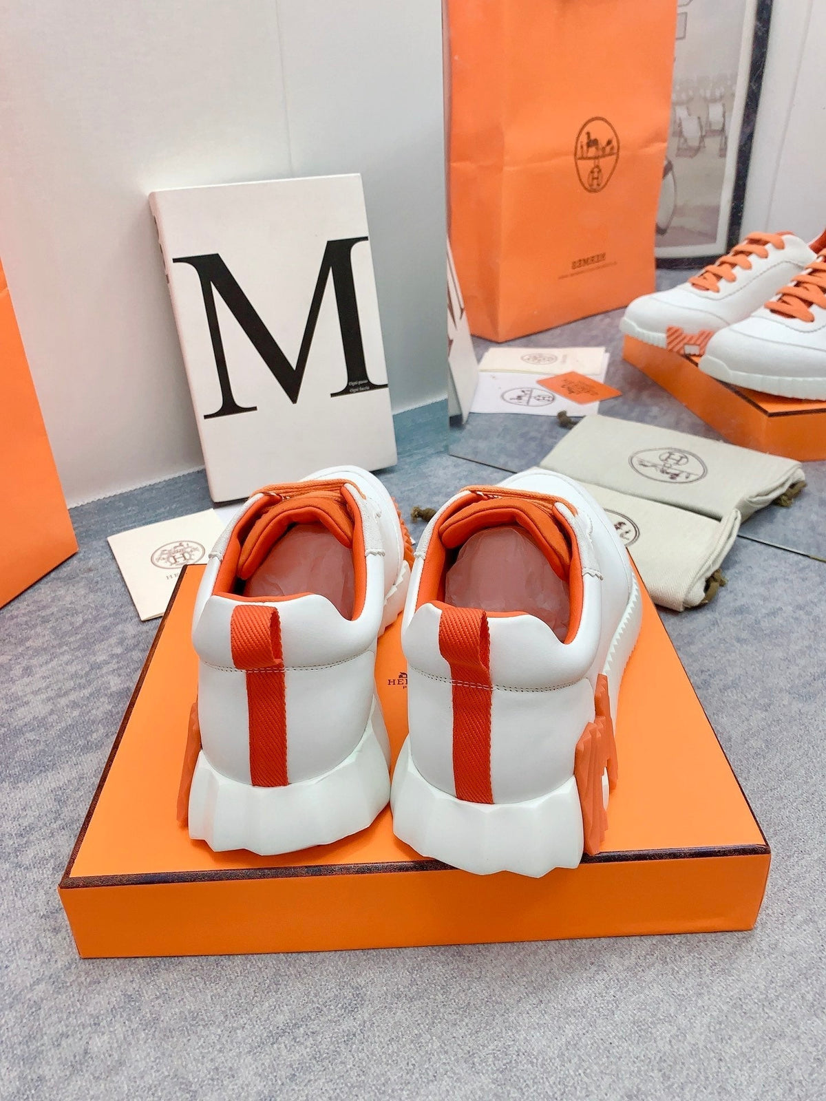 HM Bouncing Sneaker In White Lambskin 106429
