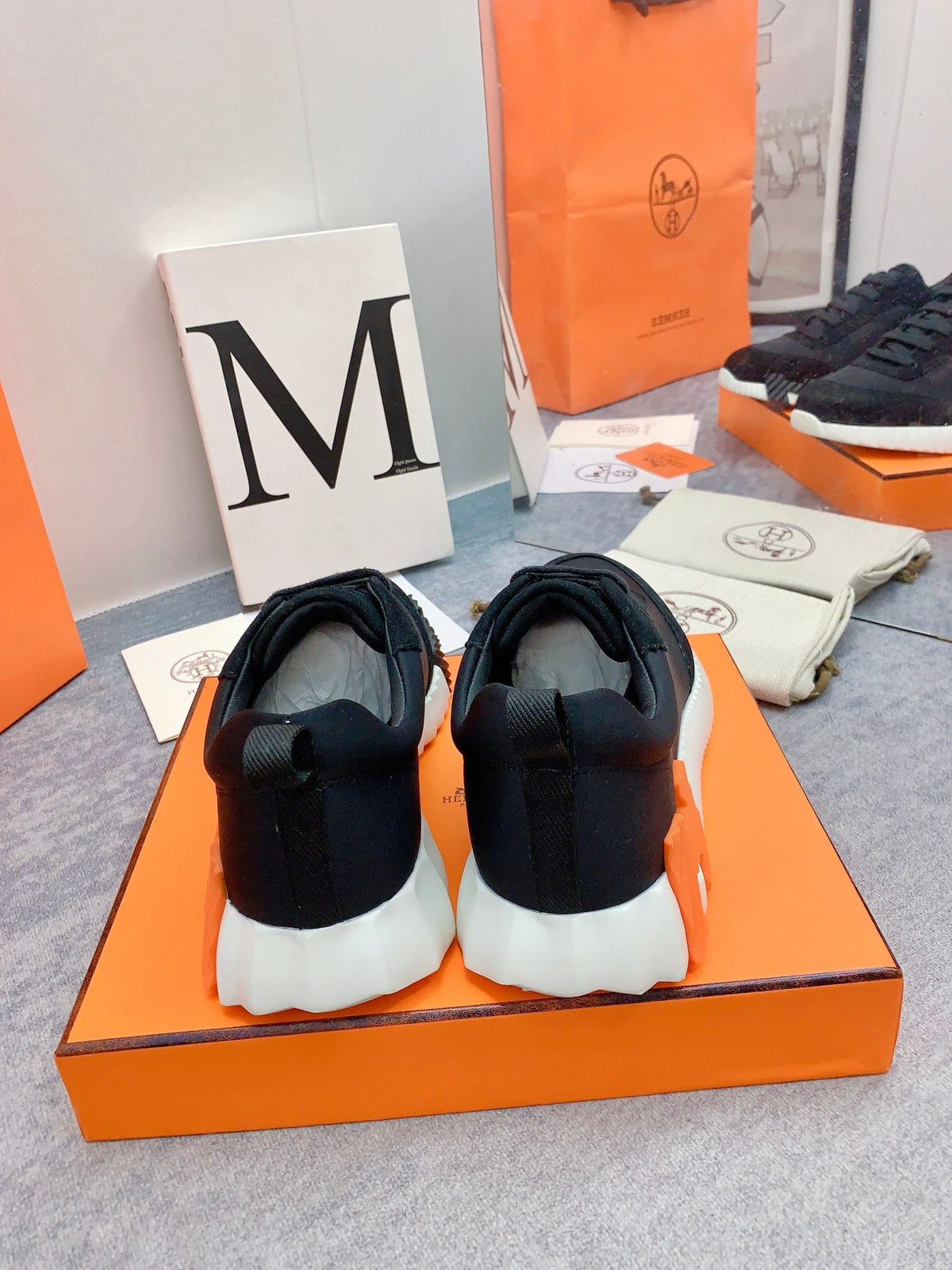 HM Bouncing Sneaker In Black Lambskin 106437