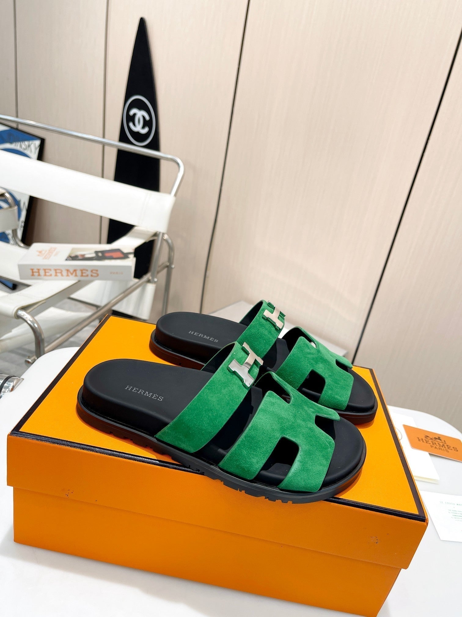 HM CHYPRE SANDAL DARK GREEN WITH H-BUCKLE SUEDE