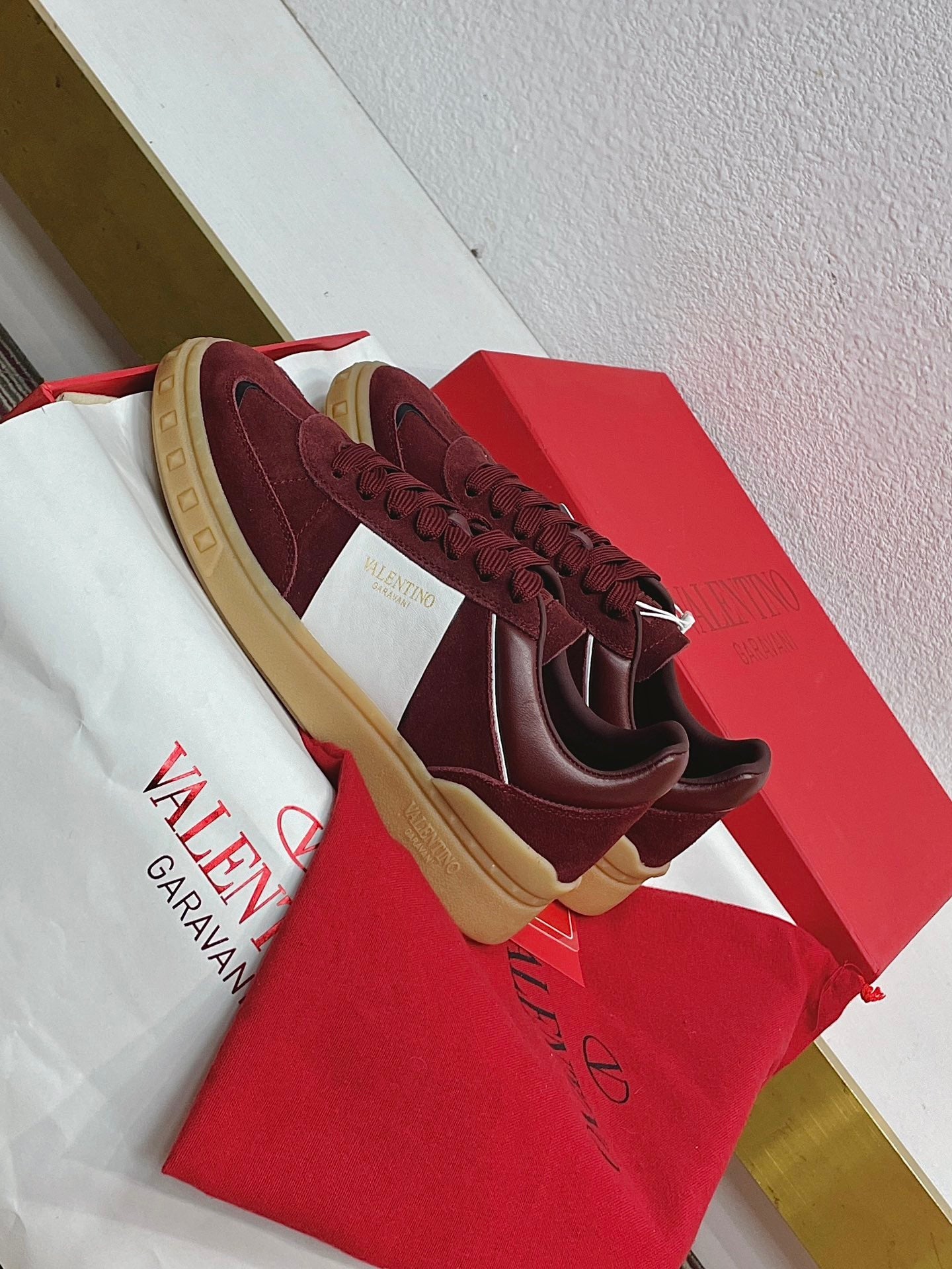 VT 2025 Sneaker Garnet Red Suede Cowhide 753785