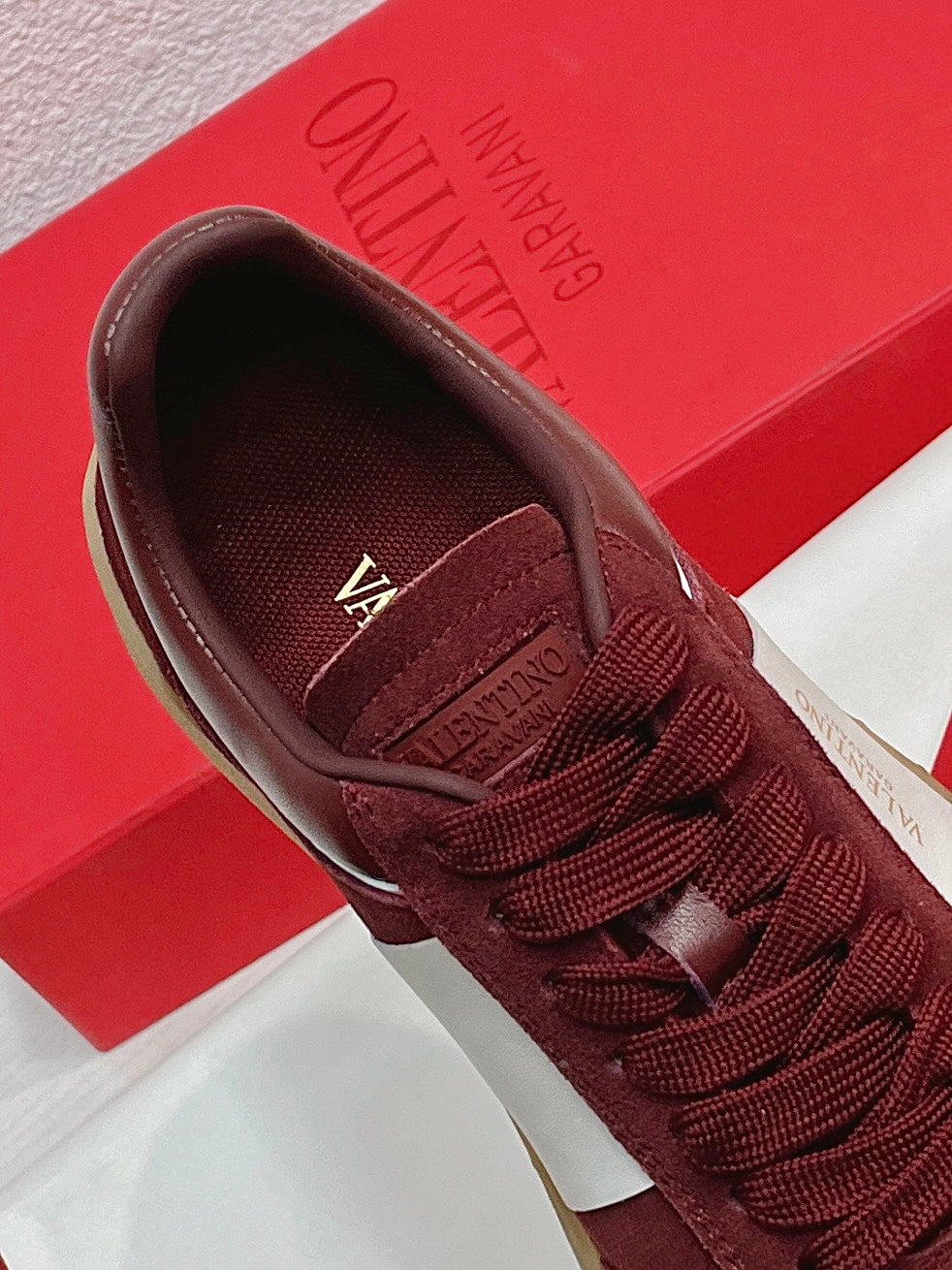 VT 2025 Sneaker Garnet Red Suede Cowhide 753785