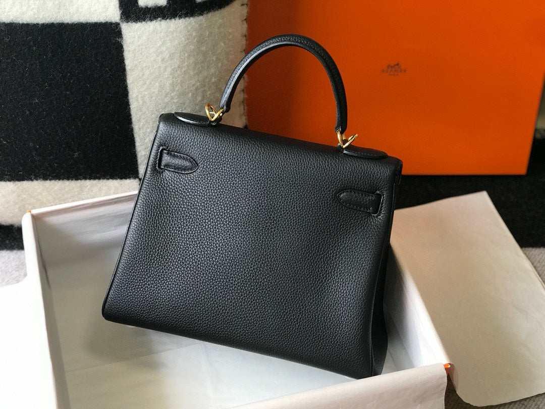 HM KELLY 28CM BLACK TOGO GOLD HARDWARE
