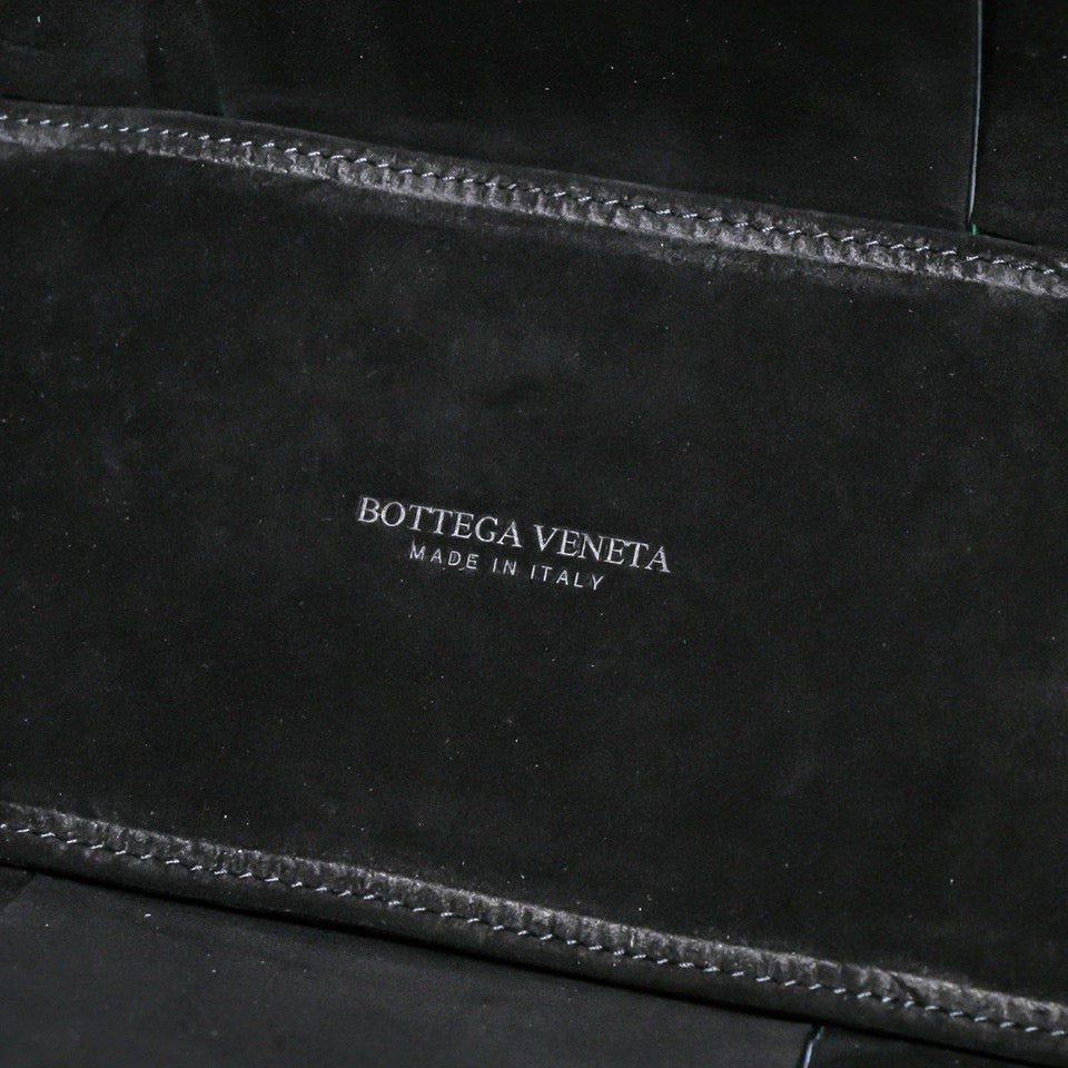 BV Pre-Owned Arco Tote Bag Black Cowhide