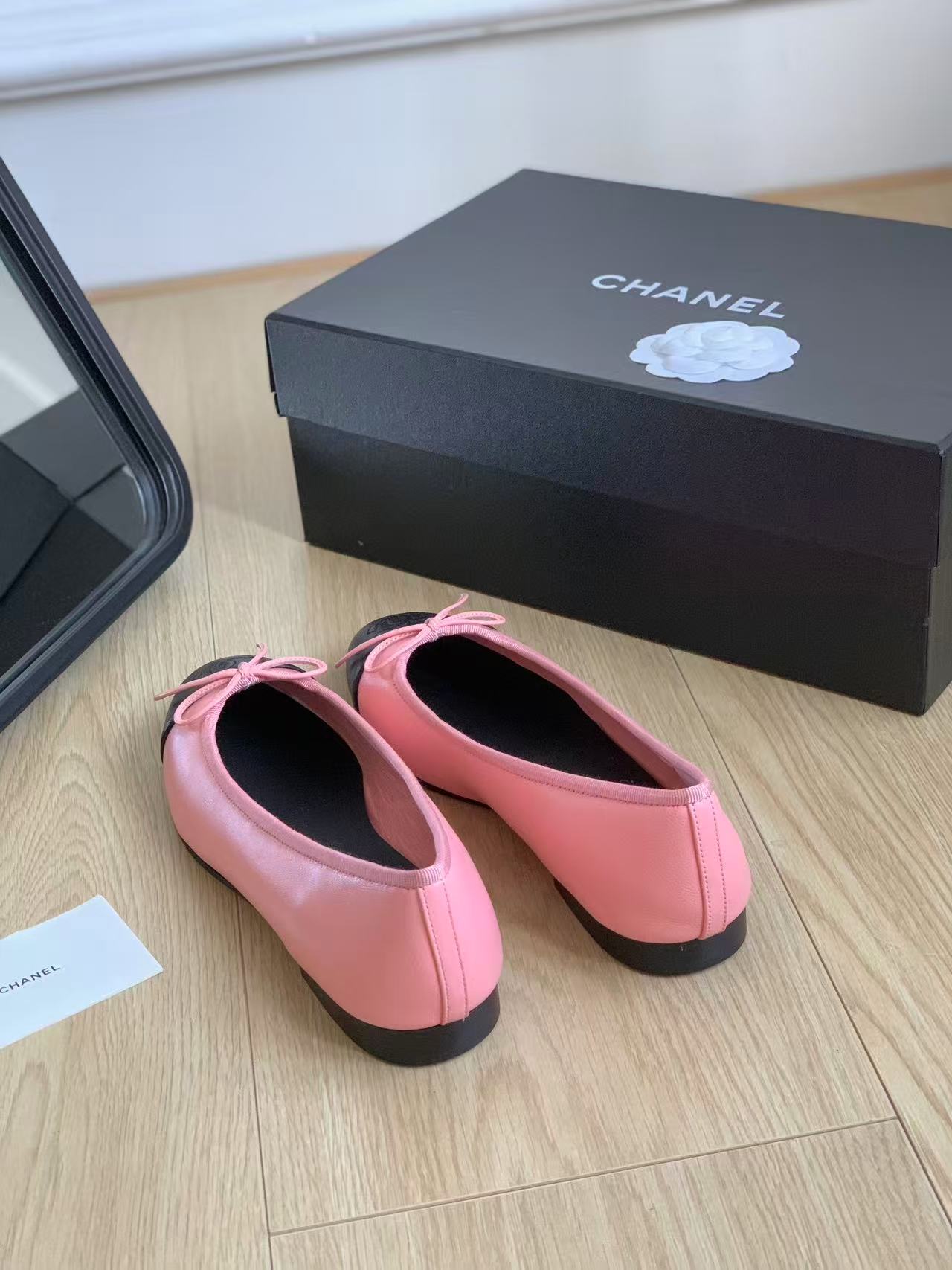 Chanel 2026 Ballet Flat Pink Black Lambskin