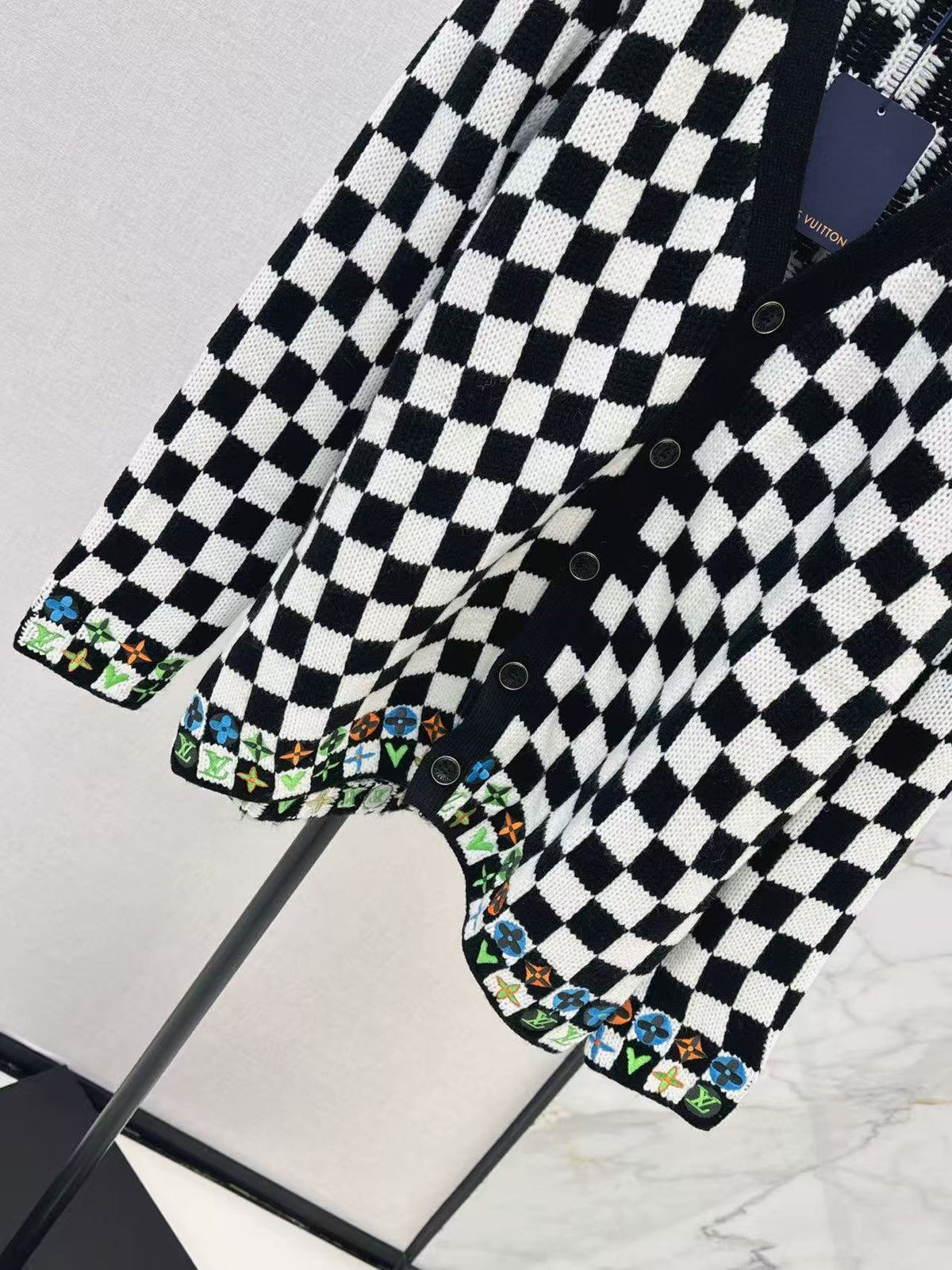LV 2026 V-neck Knitted Cardigan Black White Wool