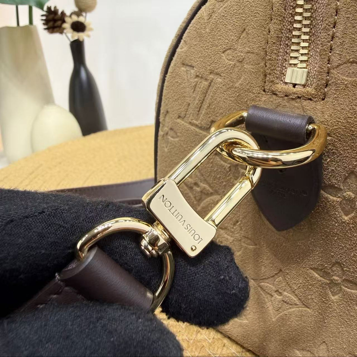 LV 2026 Speedy Bandouliere 25 Bag Beige Suede Leather