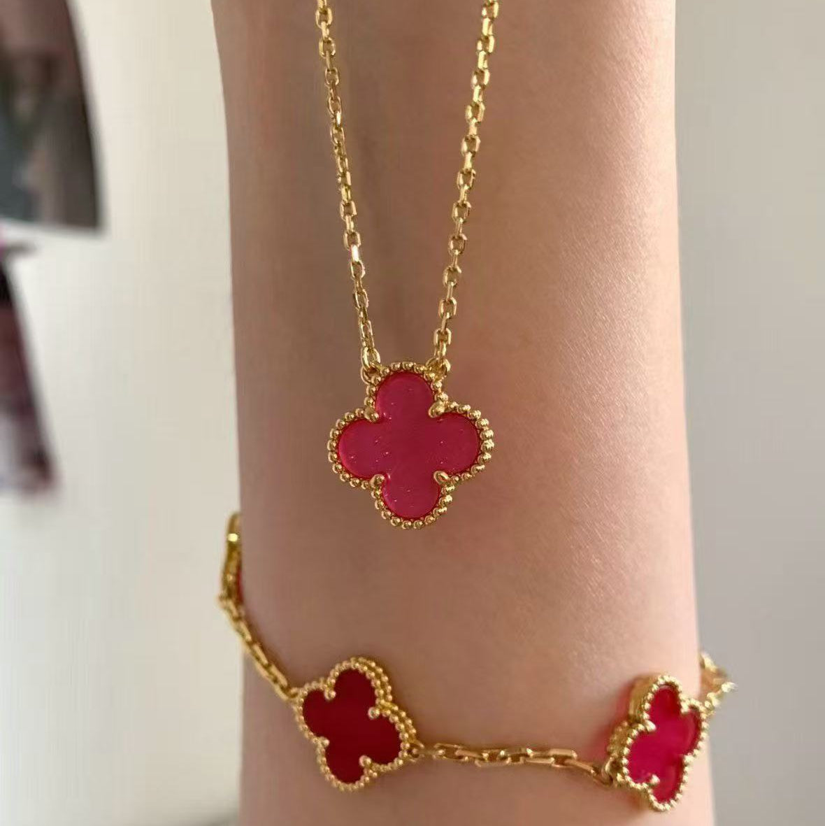 VCA Vintage Alhambra Necklace And Bracelet Set With Pink Enamel
