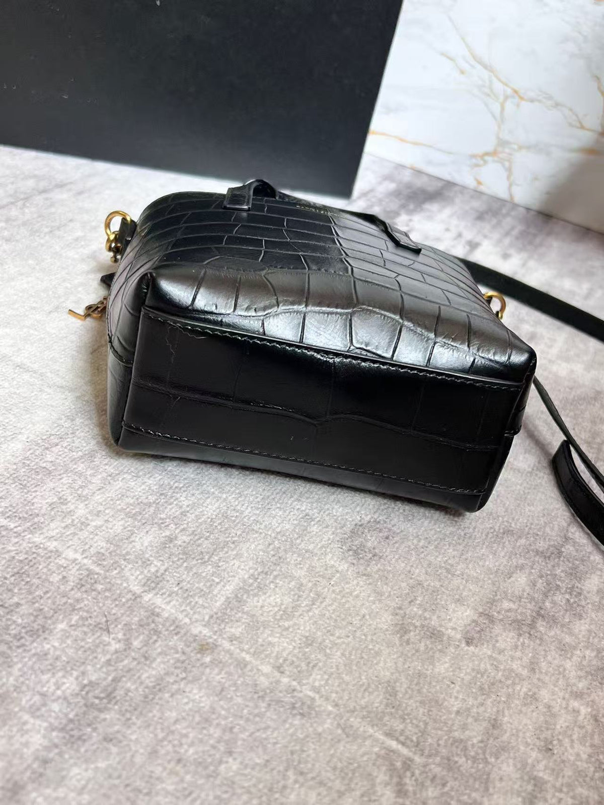 Saint Laurent 2026 Toy Shopping Bag 18cm Black Leather