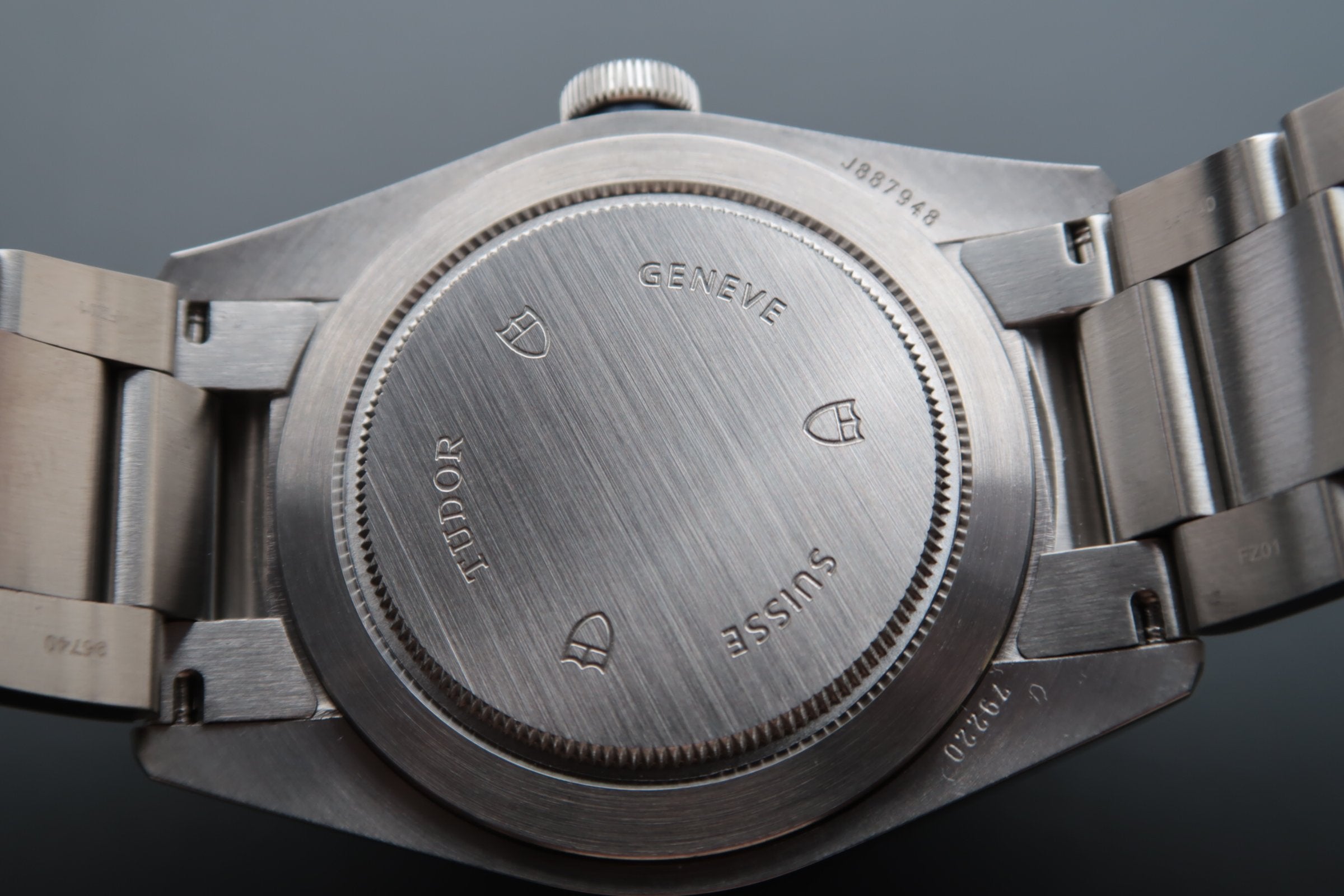 HERITAGE BLACK BAY 41MM RED BEZEL