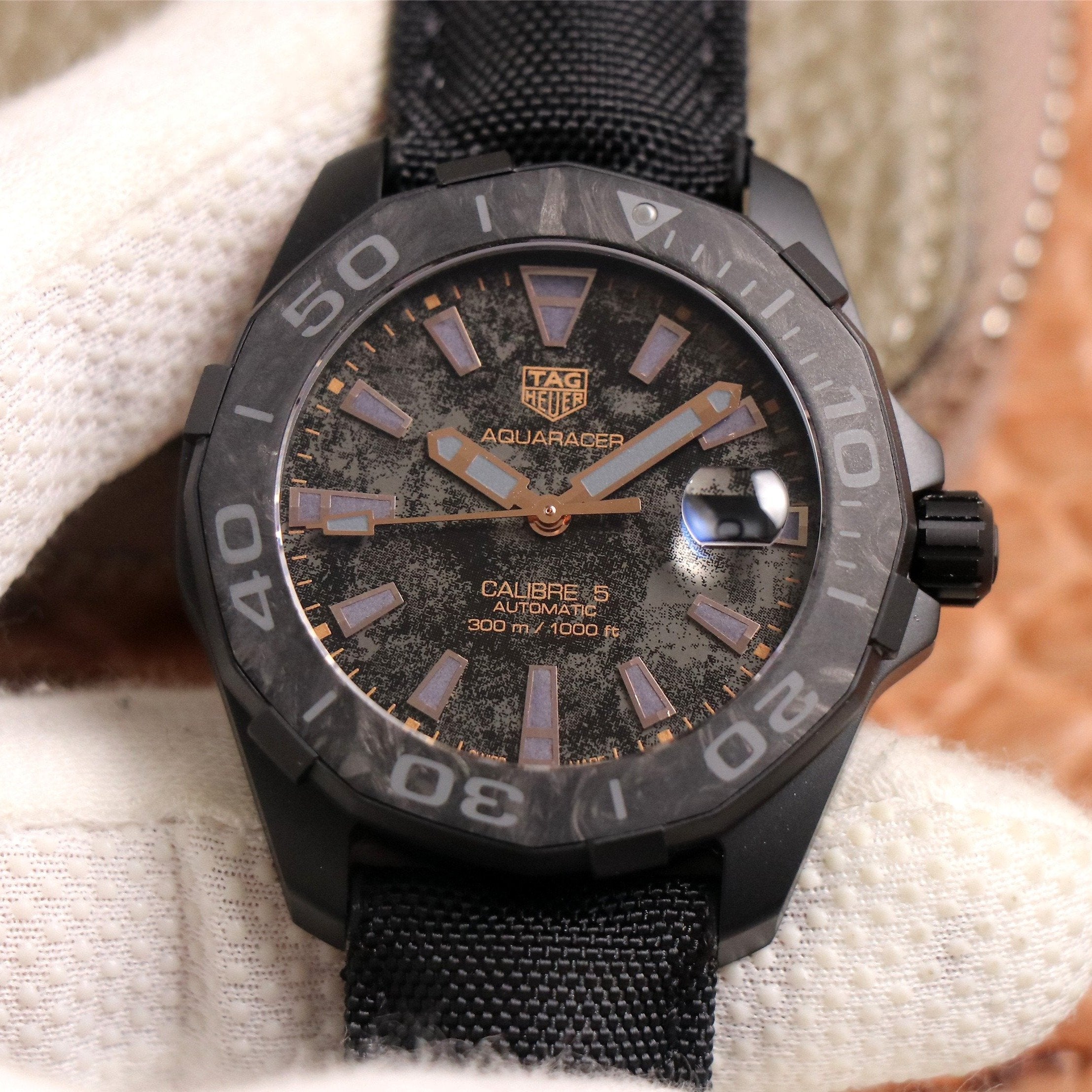 AQUARACER 41MM CARBON BRONZE GREY DIAL