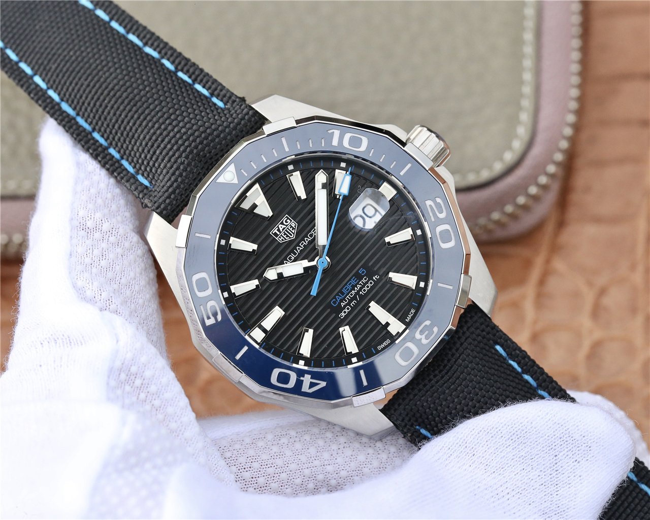 AQUARACER CALIBRE 5 BLUE CERAMIC BEZEL