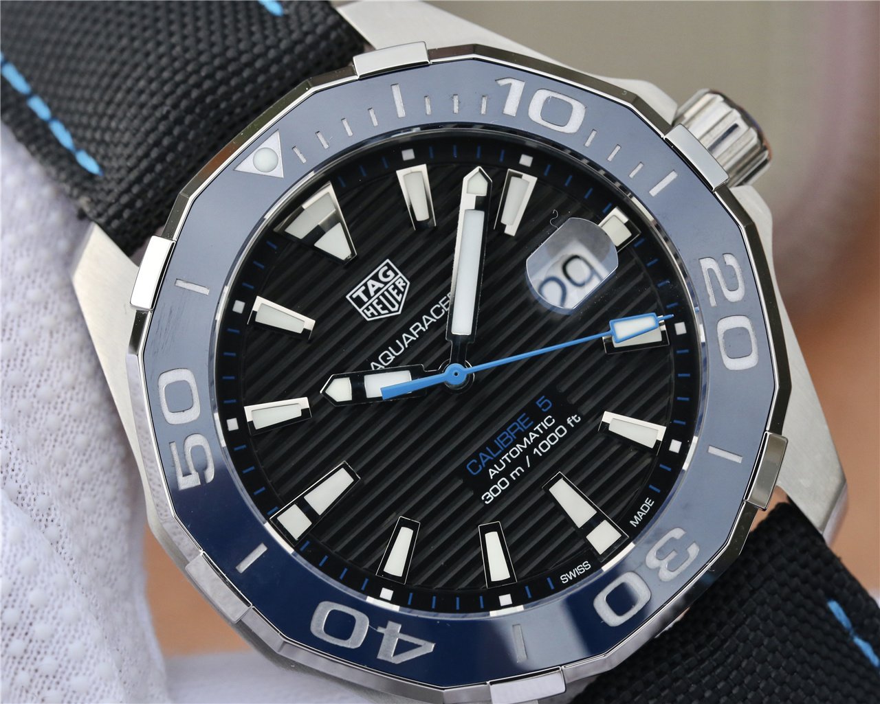 AQUARACER CALIBRE 5 BLUE CERAMIC BEZEL