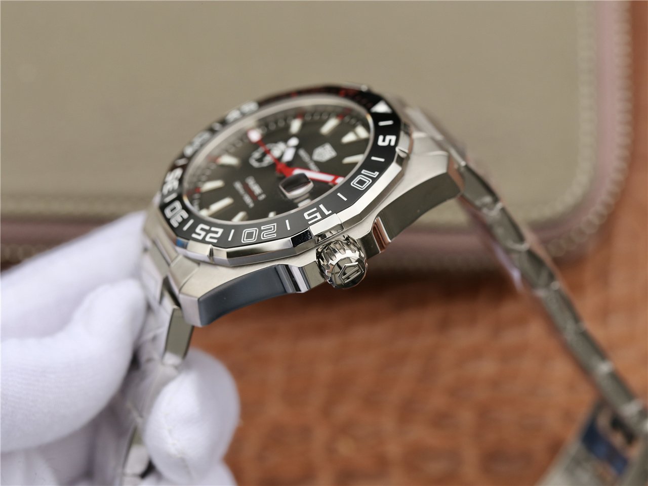 AQUARACER CALIBRE 5 MATCH TIMER GREY DIAL