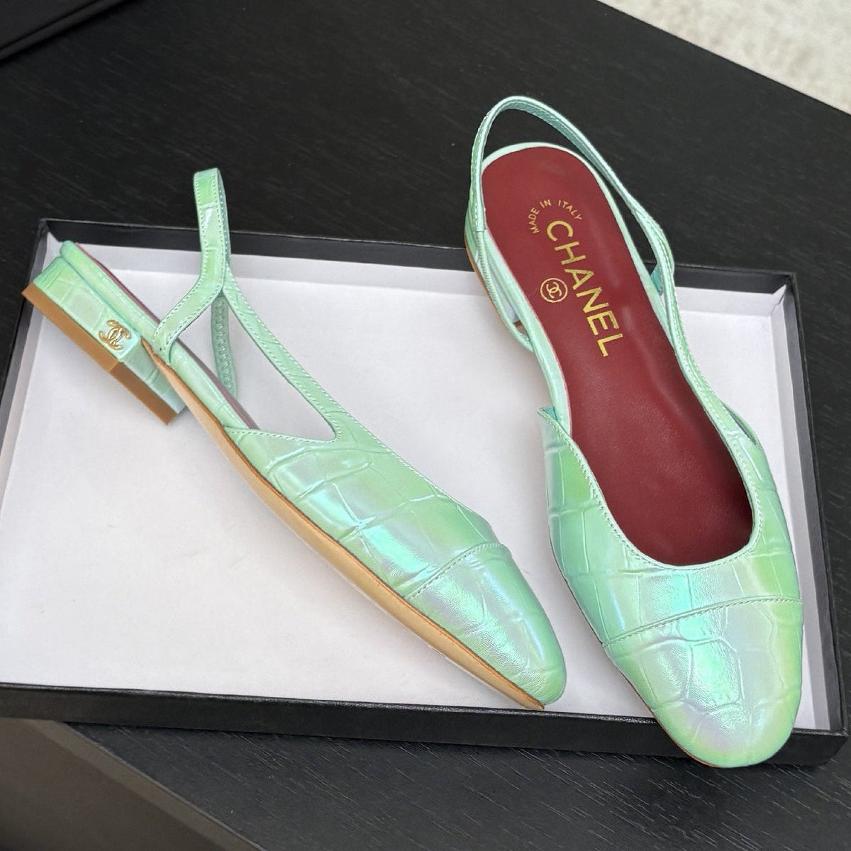Chanel 2026 Two-Tone Shoe Cowhide 168113