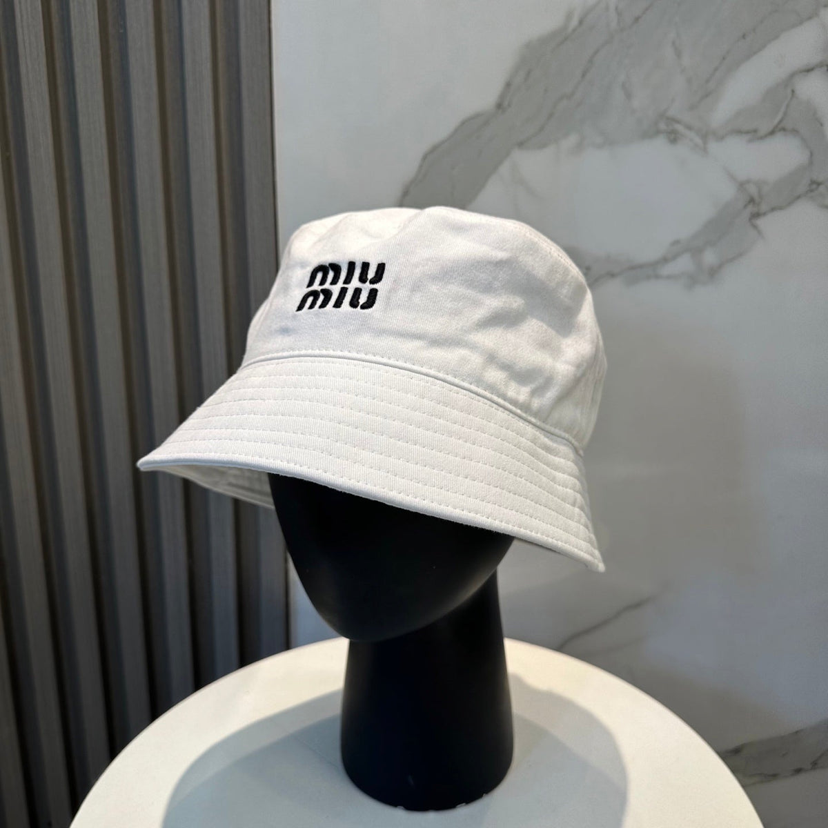 Miumiu Embroidered Bucket Hat 229386