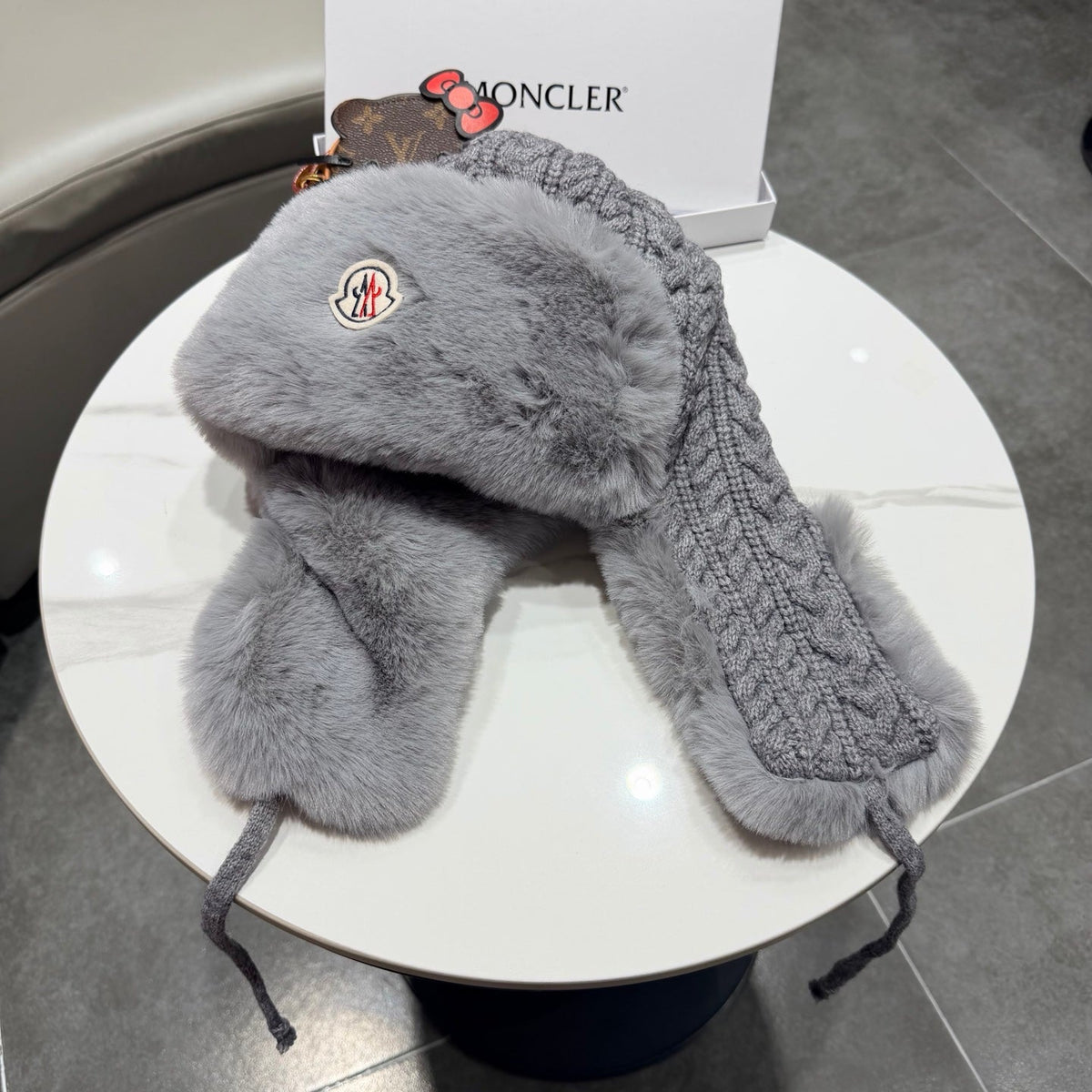 Moncler Lei Feng Hat 436937